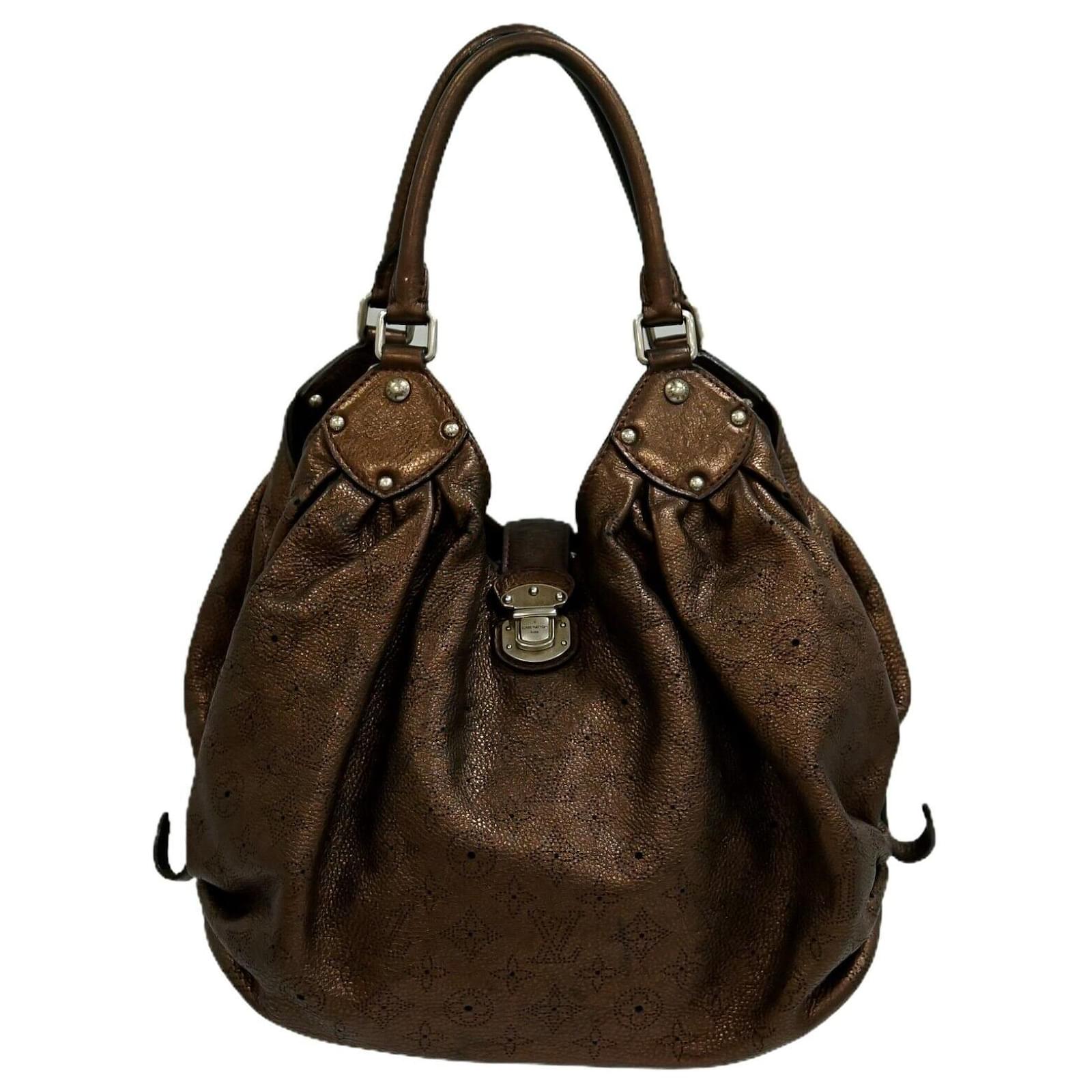 Louis Vuitton Mahina Brown Leather ref.691079 - Joli Closet