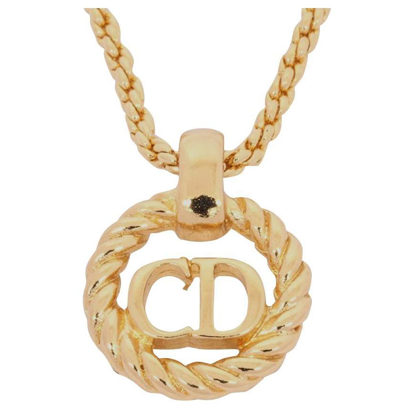 *Christian Dior CDLogo Twisted Circle Frame Necklace Golden Gold