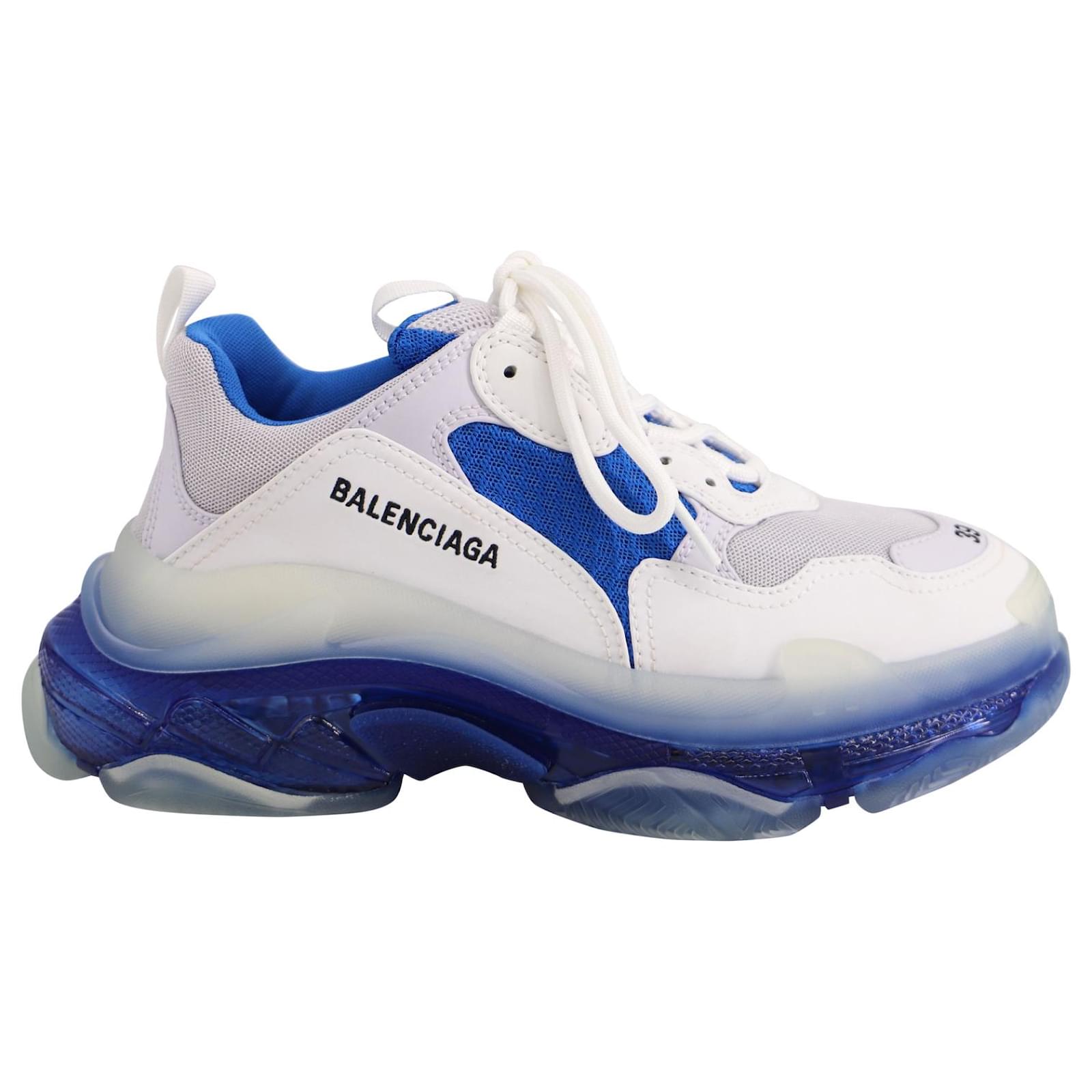 Balenciaga triple s hot sale blue clear sole