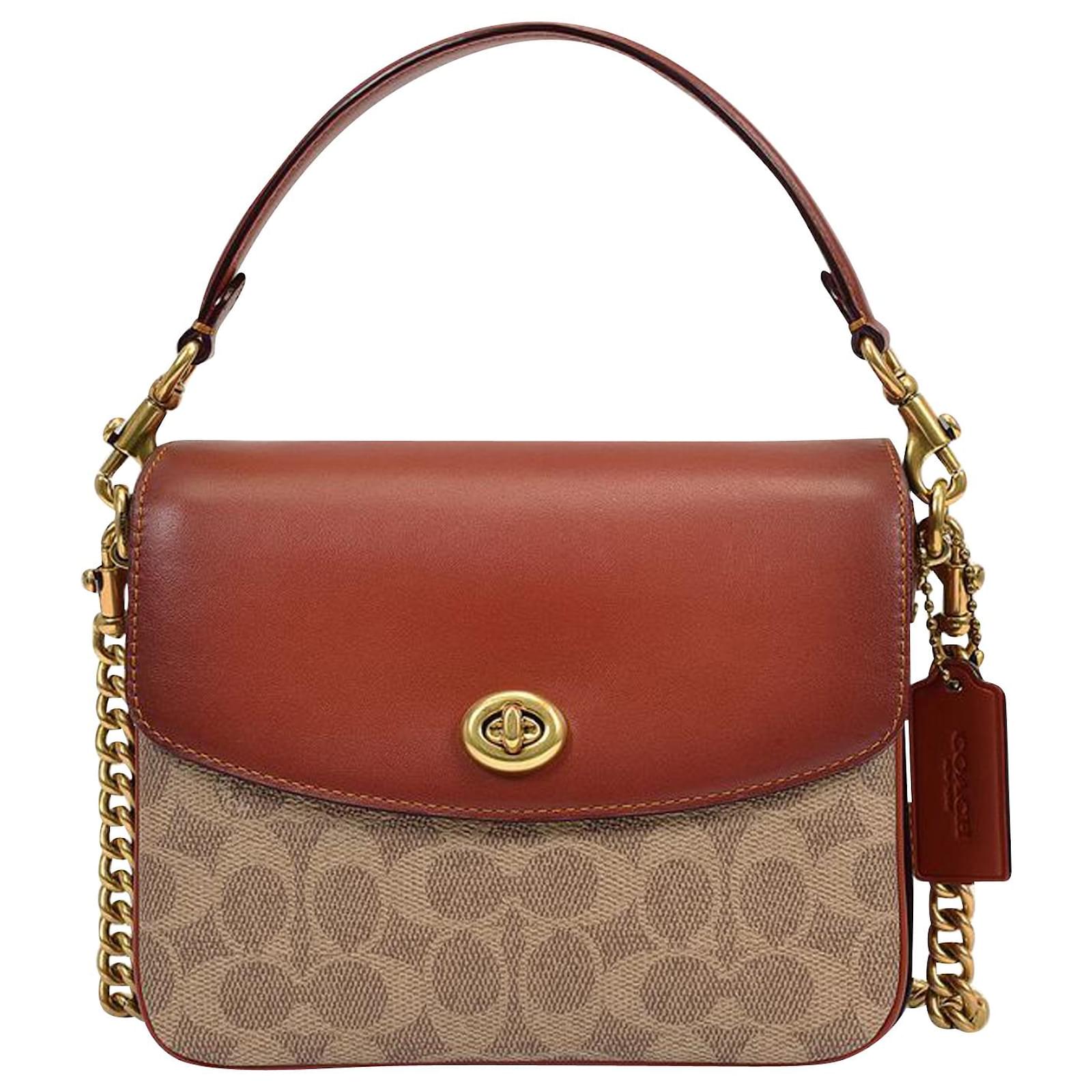 Coach Cassie 19 Sac à Bandoulière En Cuir Tan Signature Enduit Toile Marron Ref 692750 Joli Closet