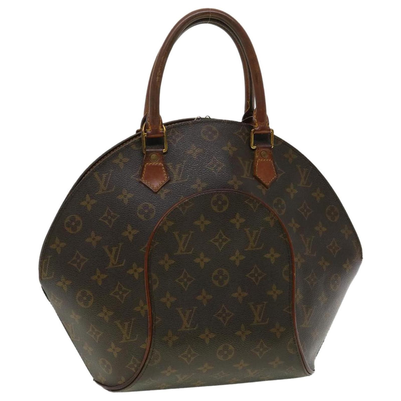 Louis Vuitton Monogram Canvas ELLIPSE MM with Strap