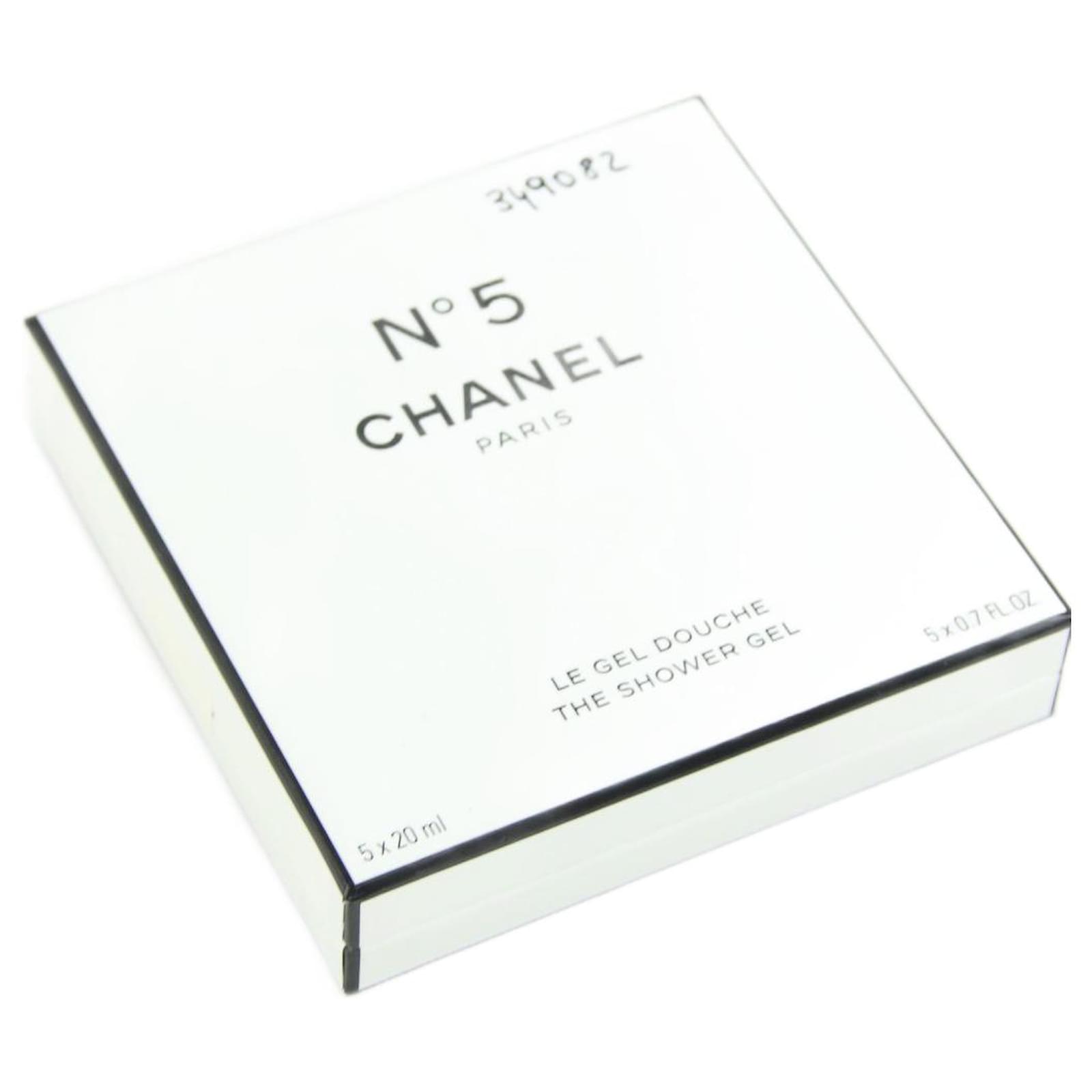 Gels Douche Chanel Blanc ref.693618 Joli Closet