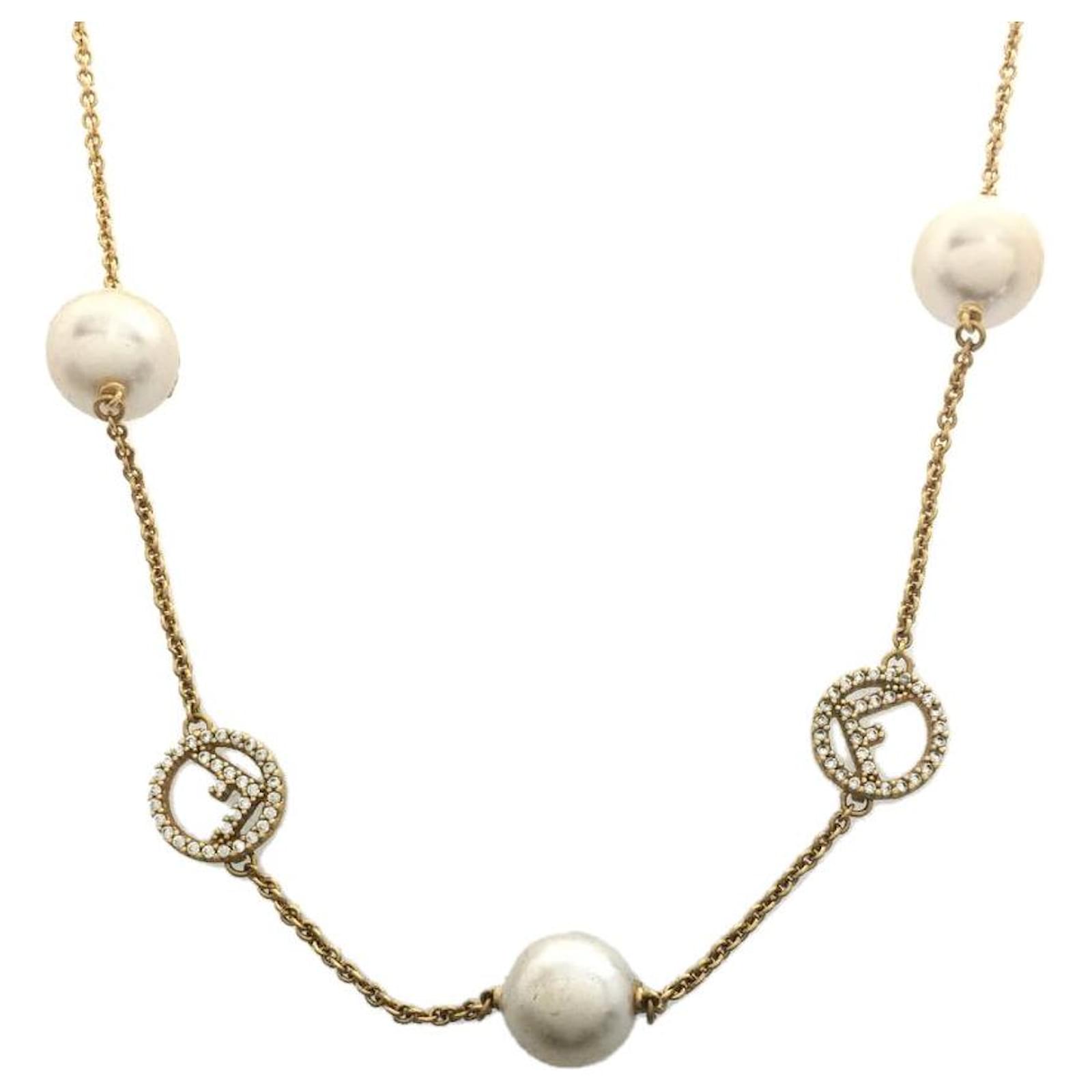 fendi pearl necklace