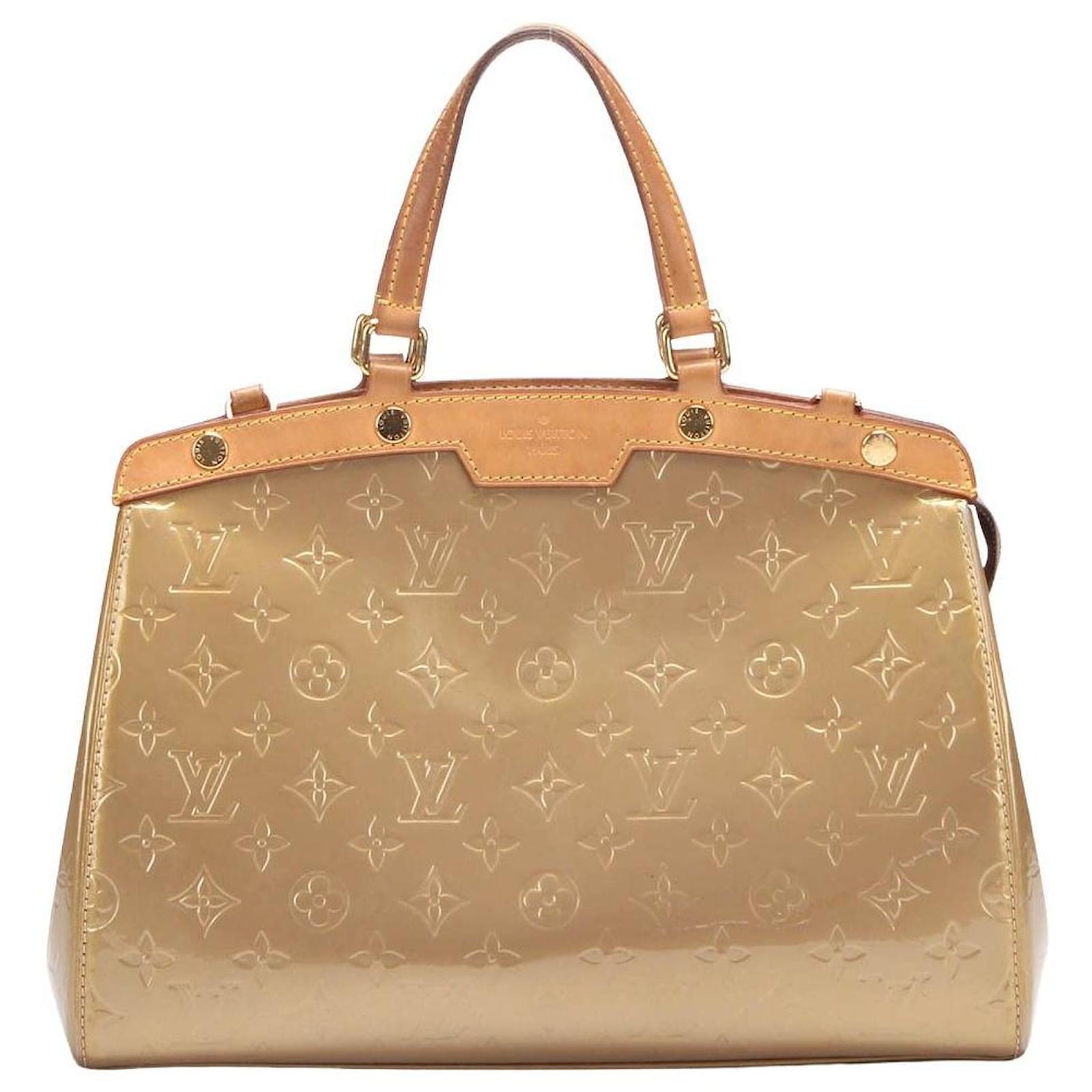 Louis Vuitton Vernis Brea GM Bag Beige Leather ref.700721 - Joli Closet