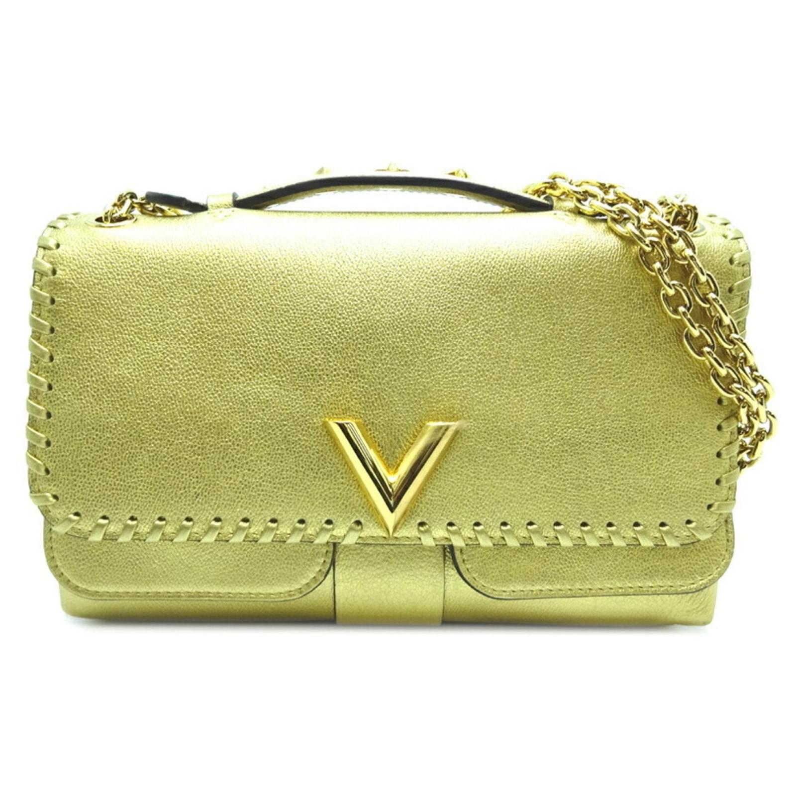 Louis Vuitton Very Chain Shoulder bag Green Leather ref.702872 - Joli Closet