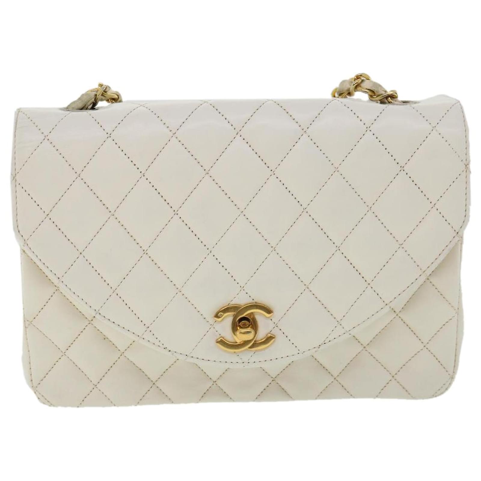 Chanel Diana White Leather ref.707377 - Joli Closet