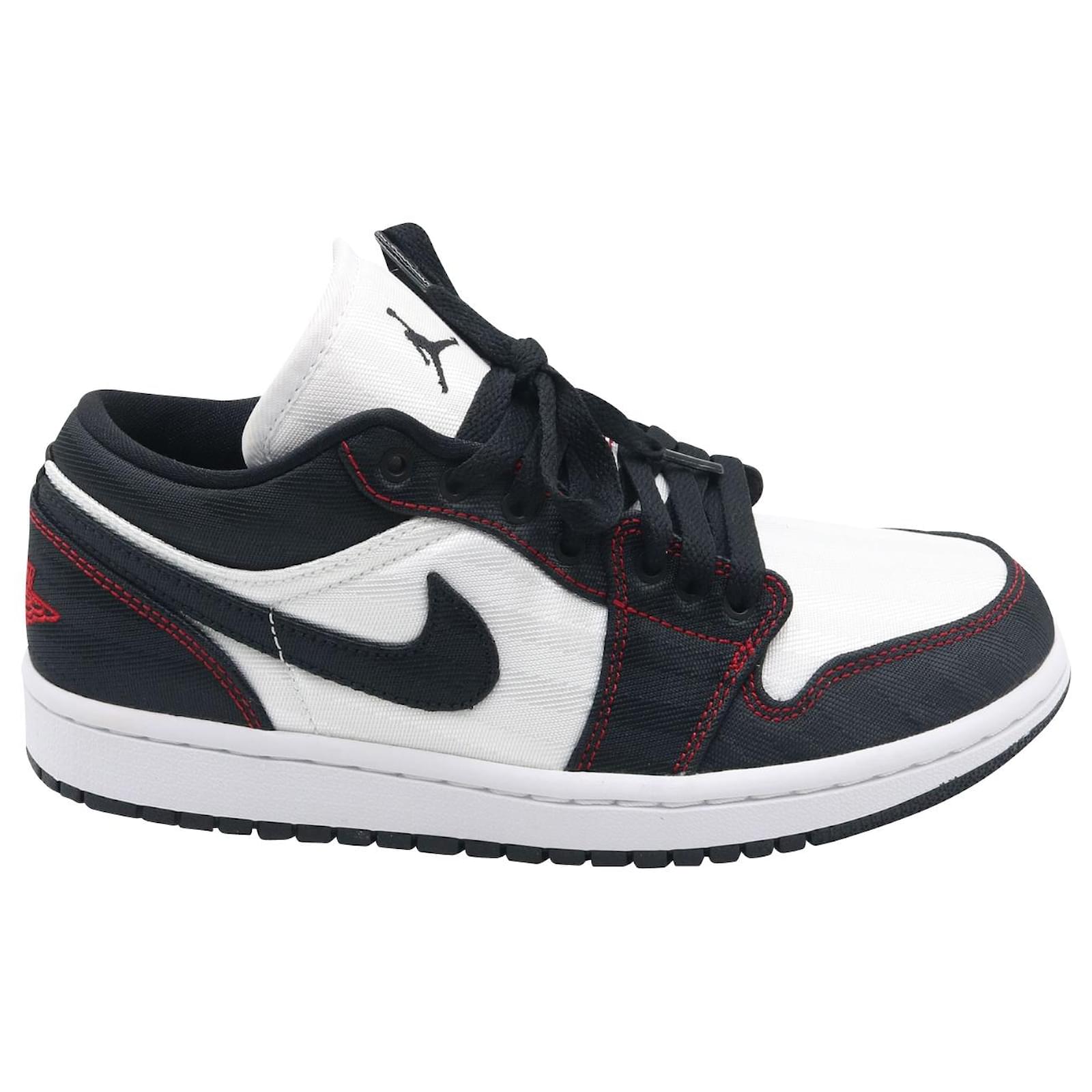 Nike Air Jordan 1 Zapatillas Low Utility en lona Black Red Blanco Lienzo ref.709801 - Closet
