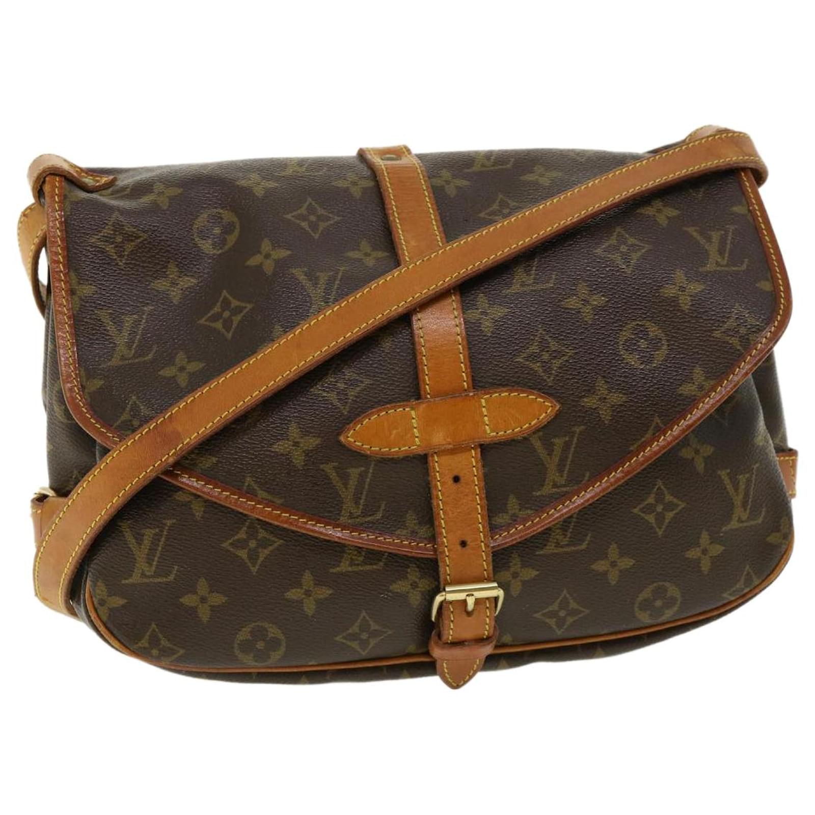 Louis Vuitton, Bags, Louis Vuitton Saumur Messenger Bag