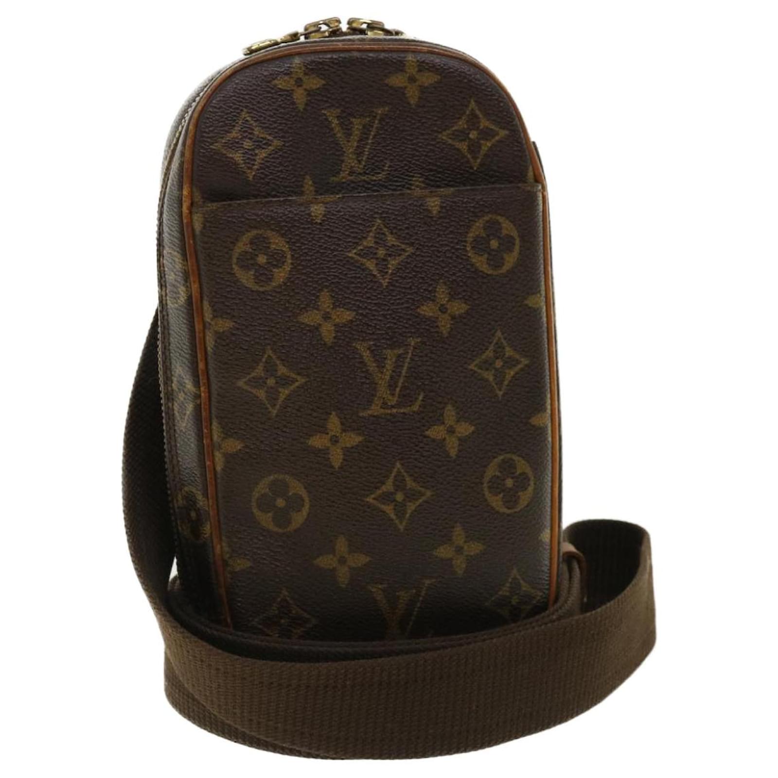 クーポン利用で1000円OFF LOUIS VUITTON POCHETTE GANGE | motlobo.ac.bw