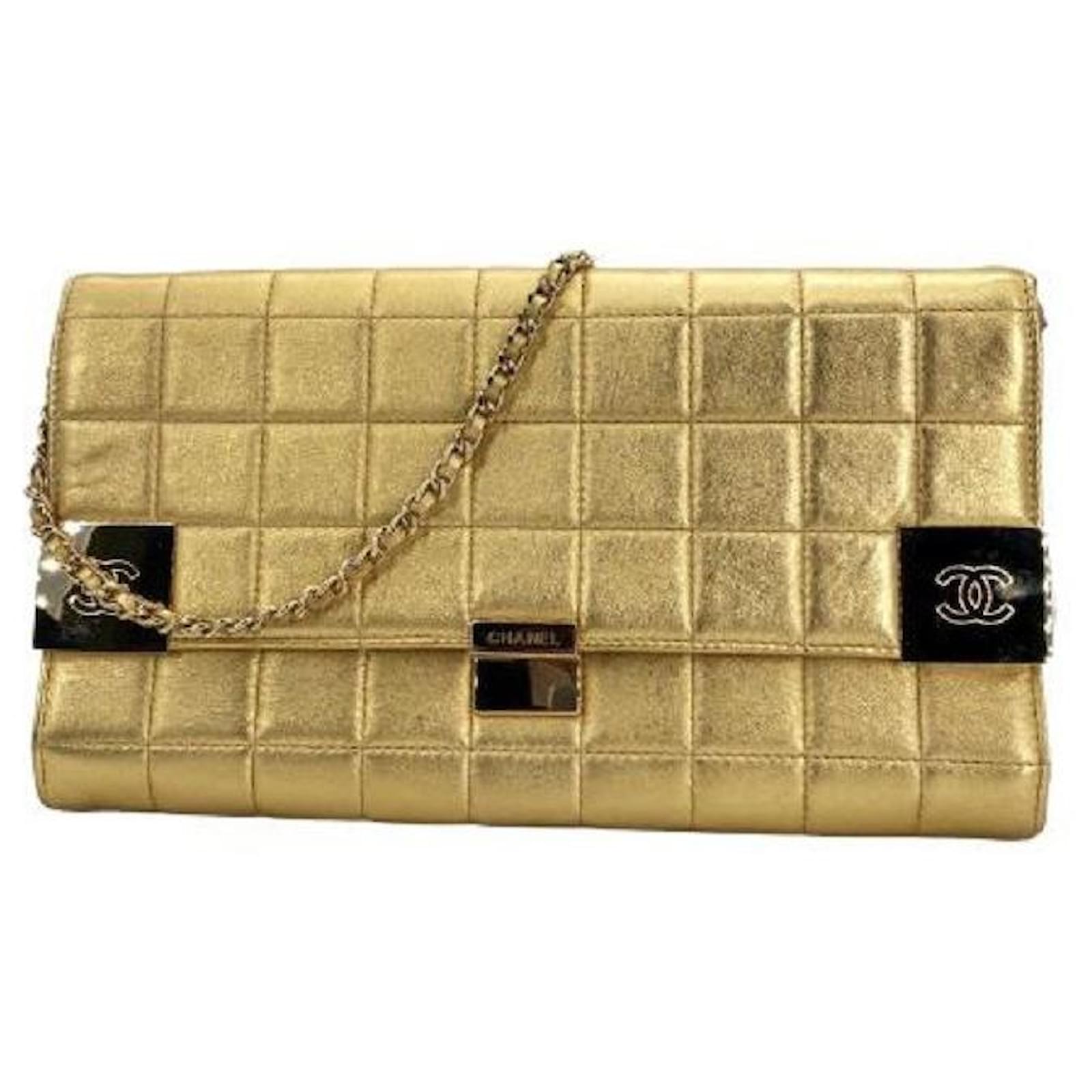 CHANEL Vintage Chocolate Bar Chain Shoulder 7th Lambskin Gold Lady
