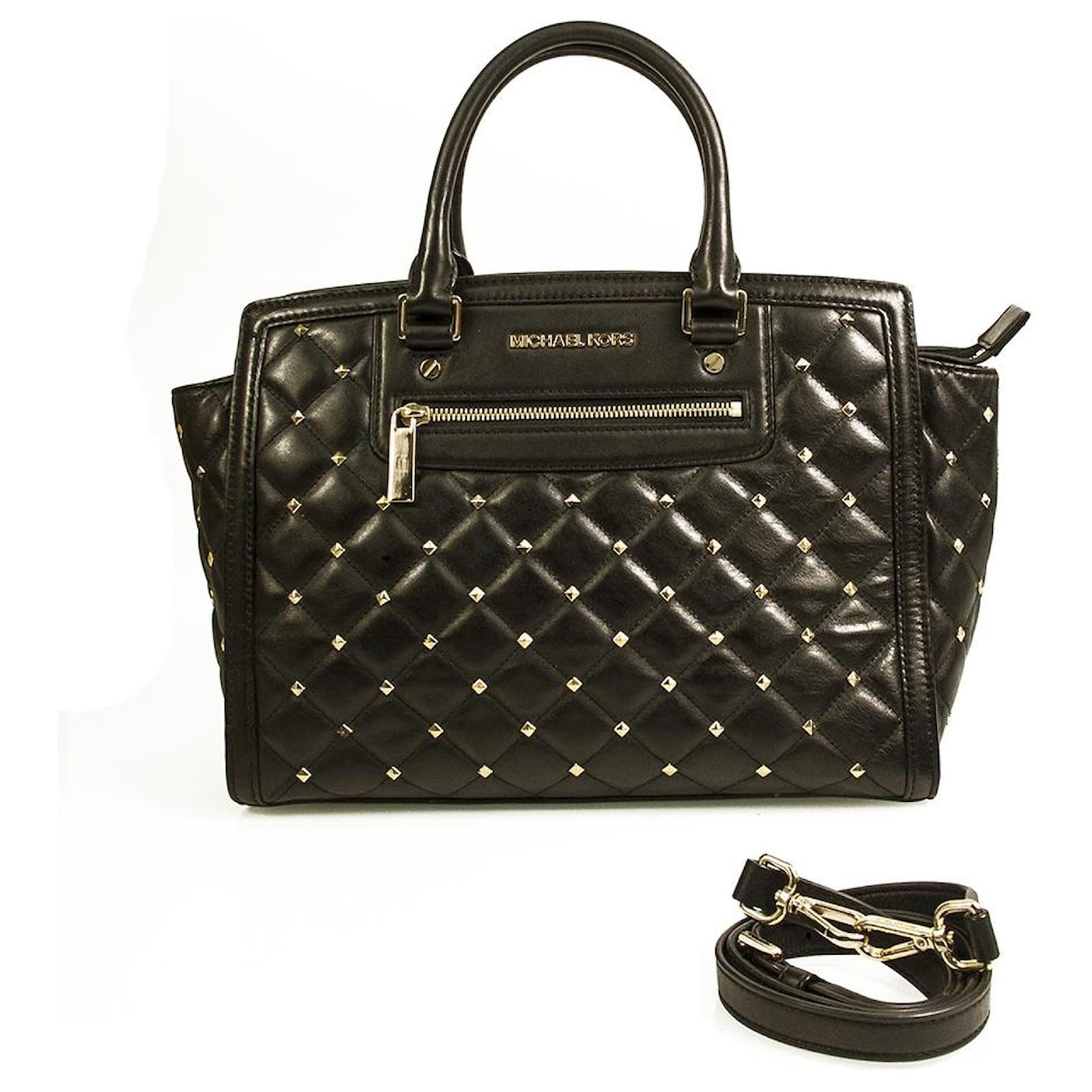 Michael Kors Black Quilted Leather Gold Tone Studded Tote Handbag Shoulder  bag ref.712913 - Joli Closet