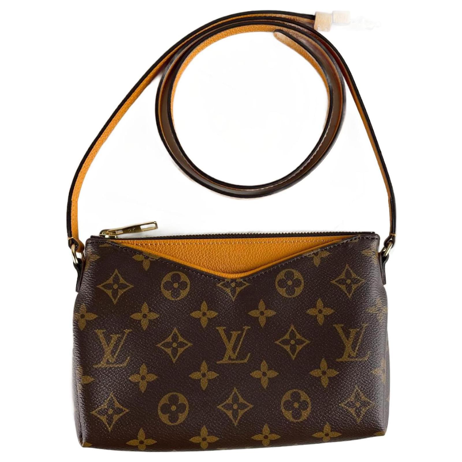 Louis Vuitton Pochette Pallas BB Brown Cloth ref.713785 - Joli Closet