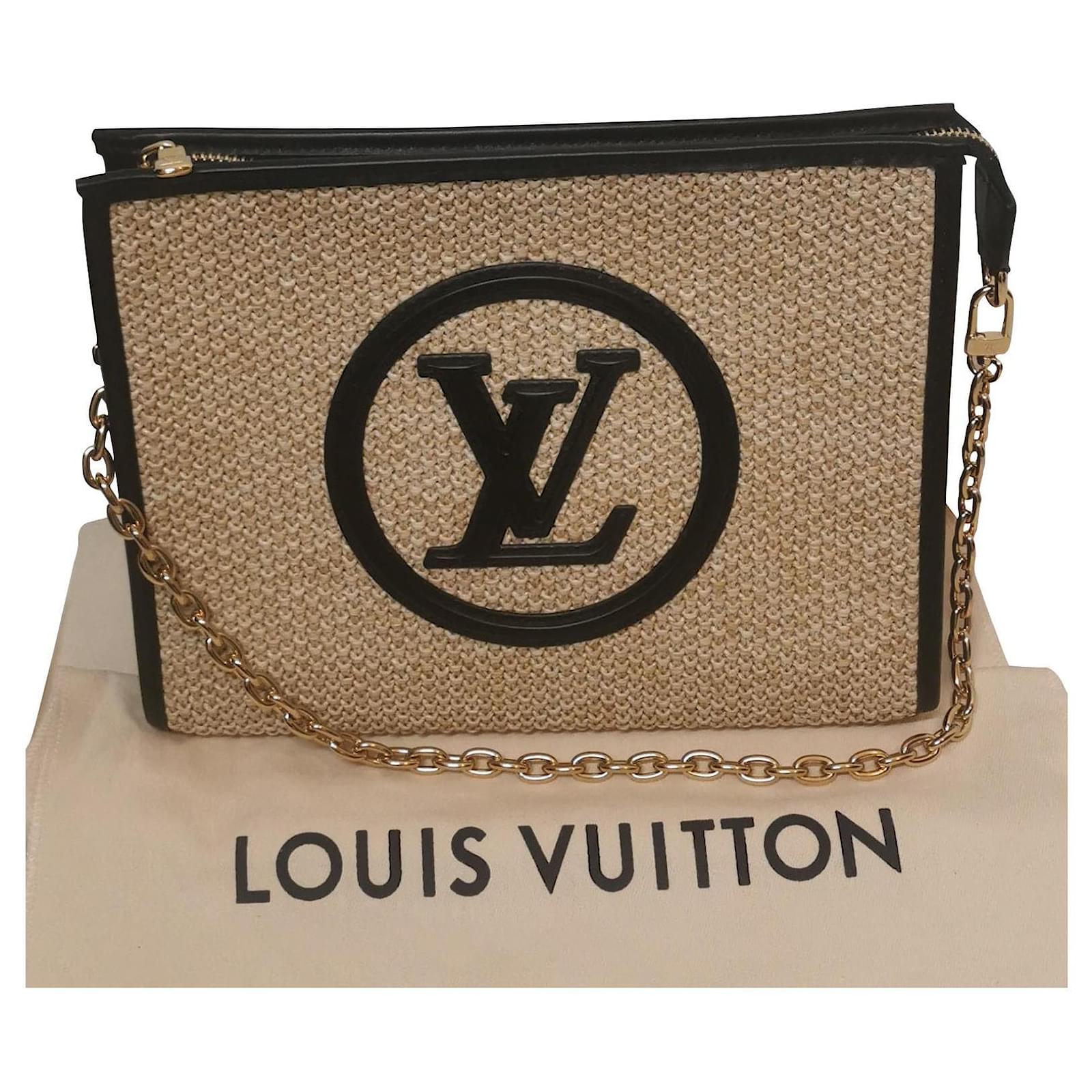 Es imposible no querer que este bolso de Louis Vuitton sea nuestro regalo  de Navidad