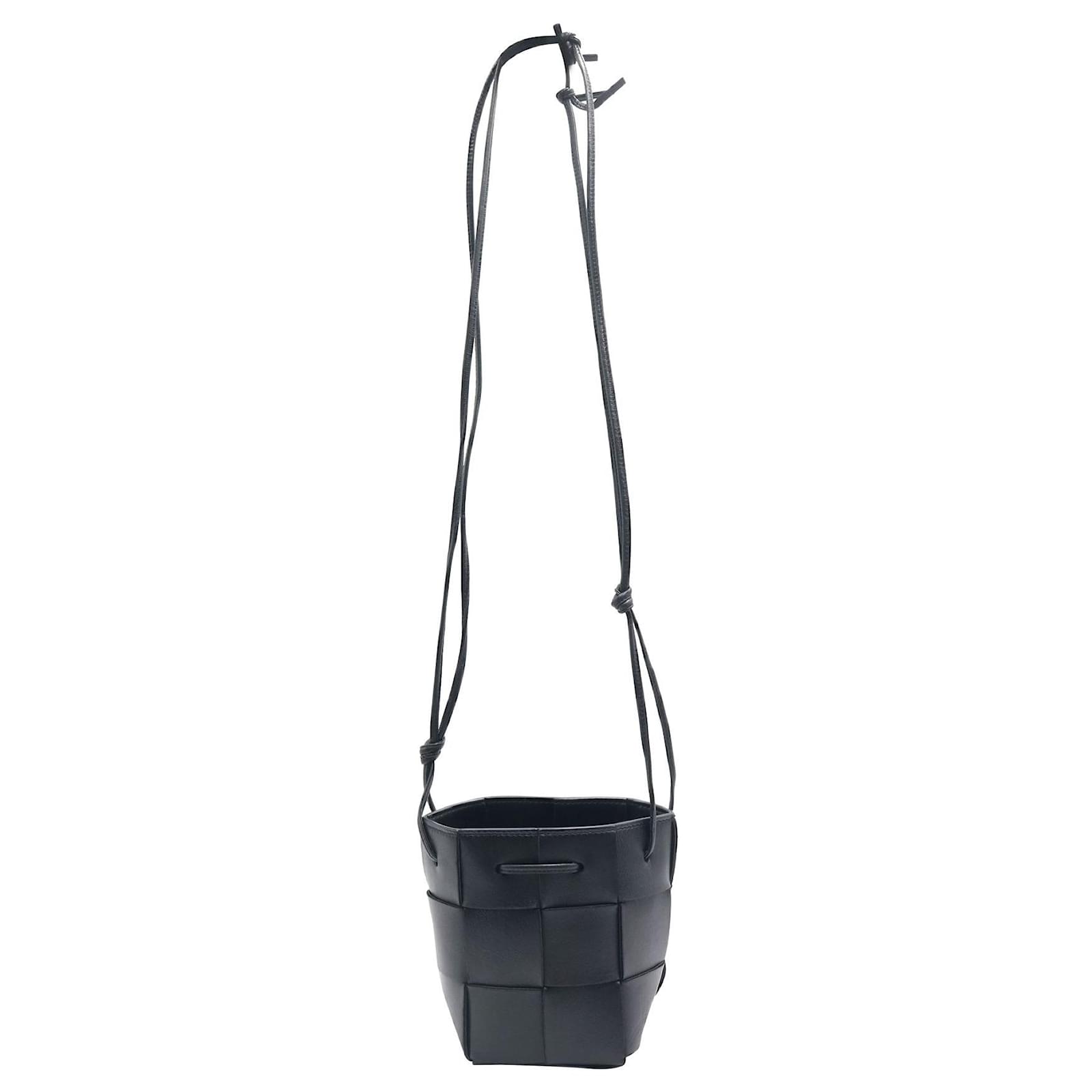 Bottega Veneta Mini Cassette Crossbody Bucket Bag in Black Lambskin Leather  ref.715820 - Joli Closet