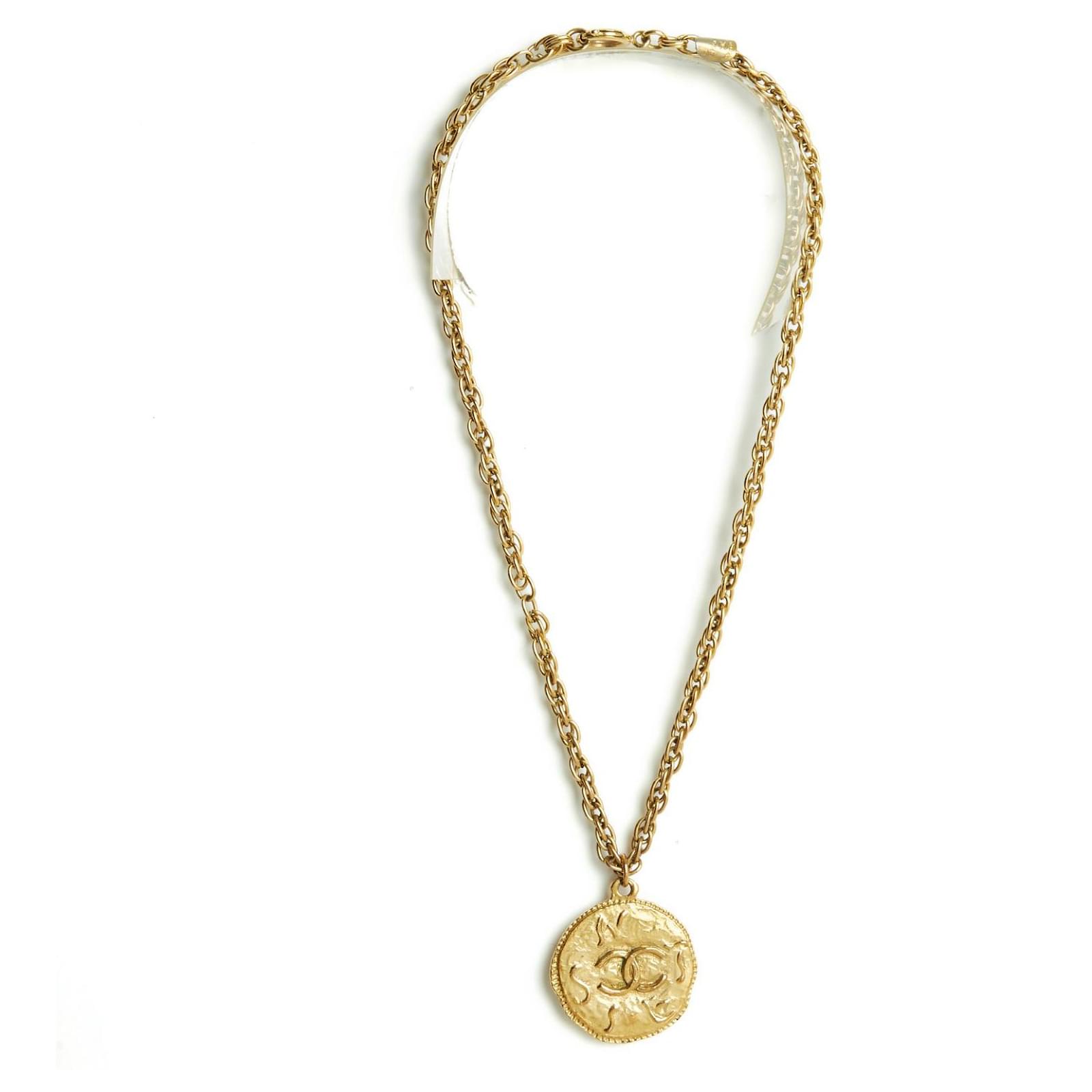 Chanel Heraldic Coins Necklace - VeryVintage – Very Vintage