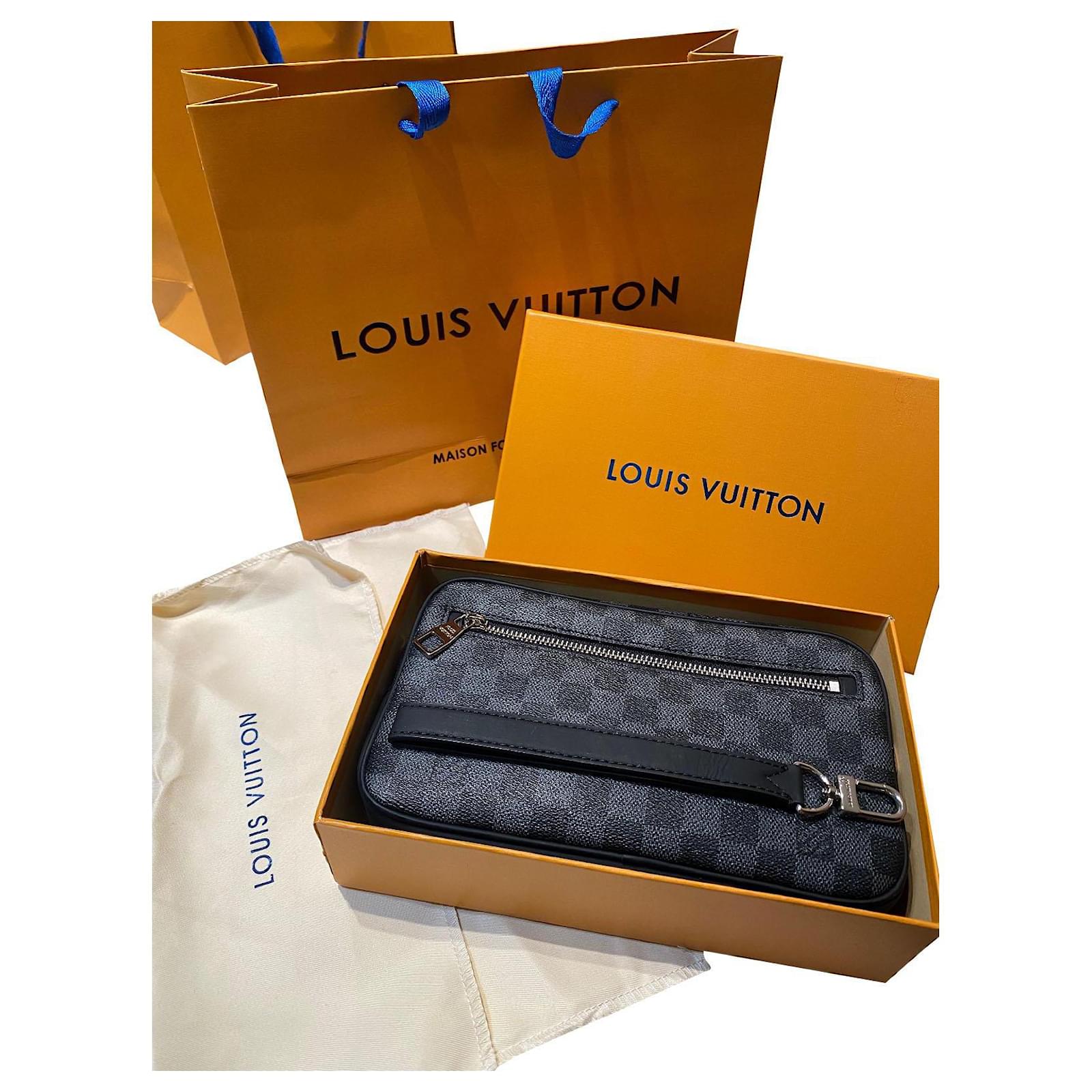 Louis Vuitton LV Kasai clutch in Damier Graphite Canvas Navy blue