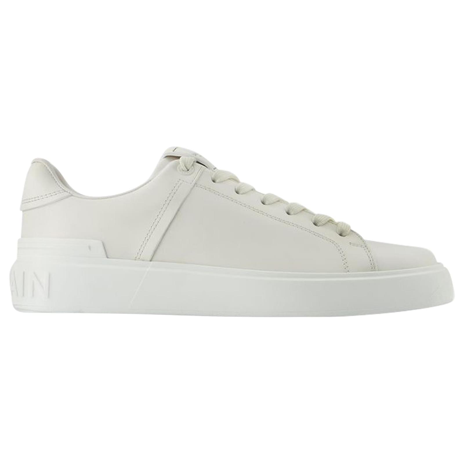 Balmain B-Court Sneakers In White Leather Ref.723190 - Joli Closet