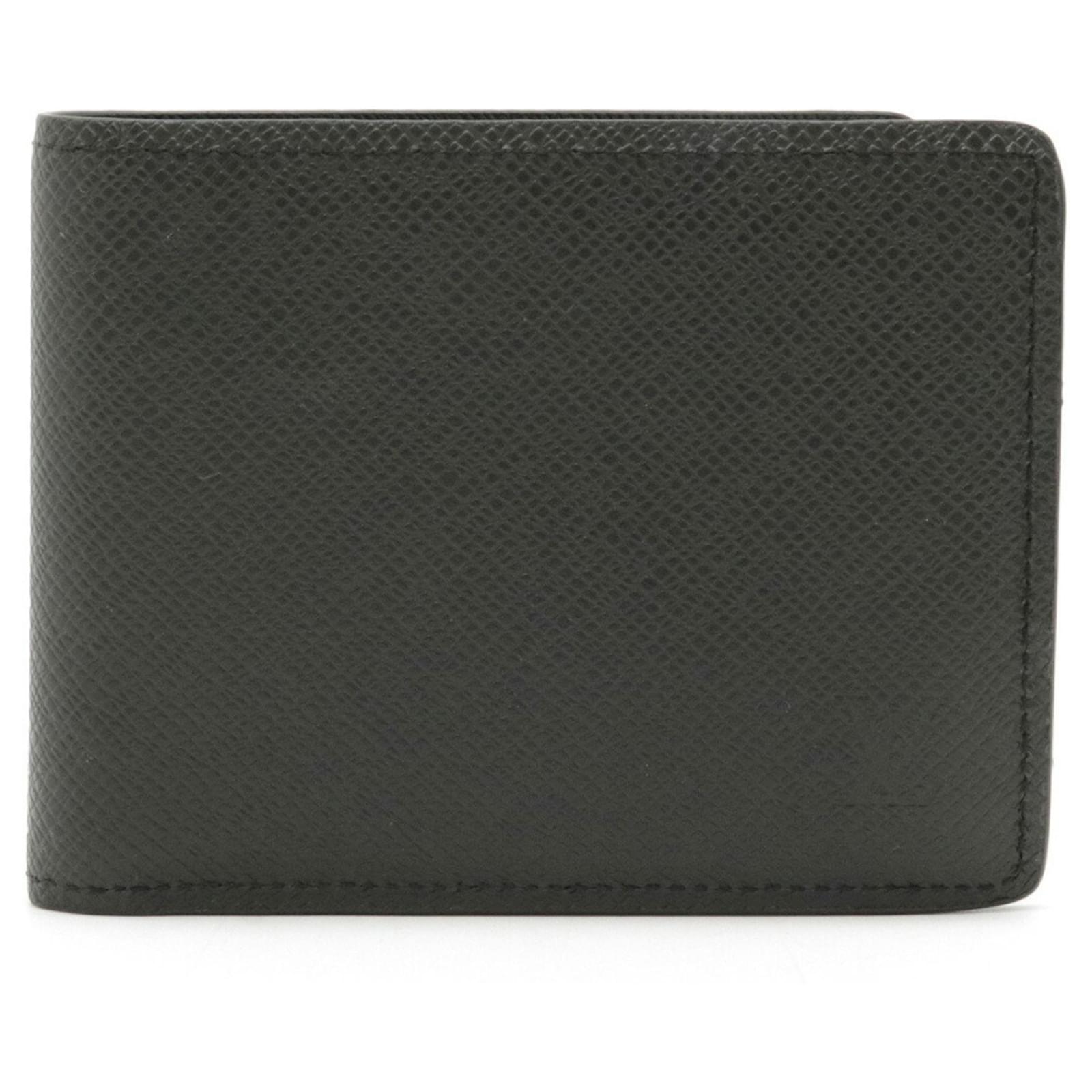 Louis Vuitton Slender Black Leather ref.725013 - Joli Closet