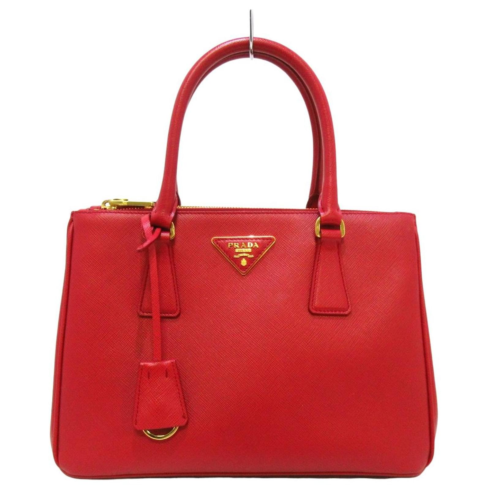 Prada Galleria Saffiano Small Leather Shoulder Bag in Red