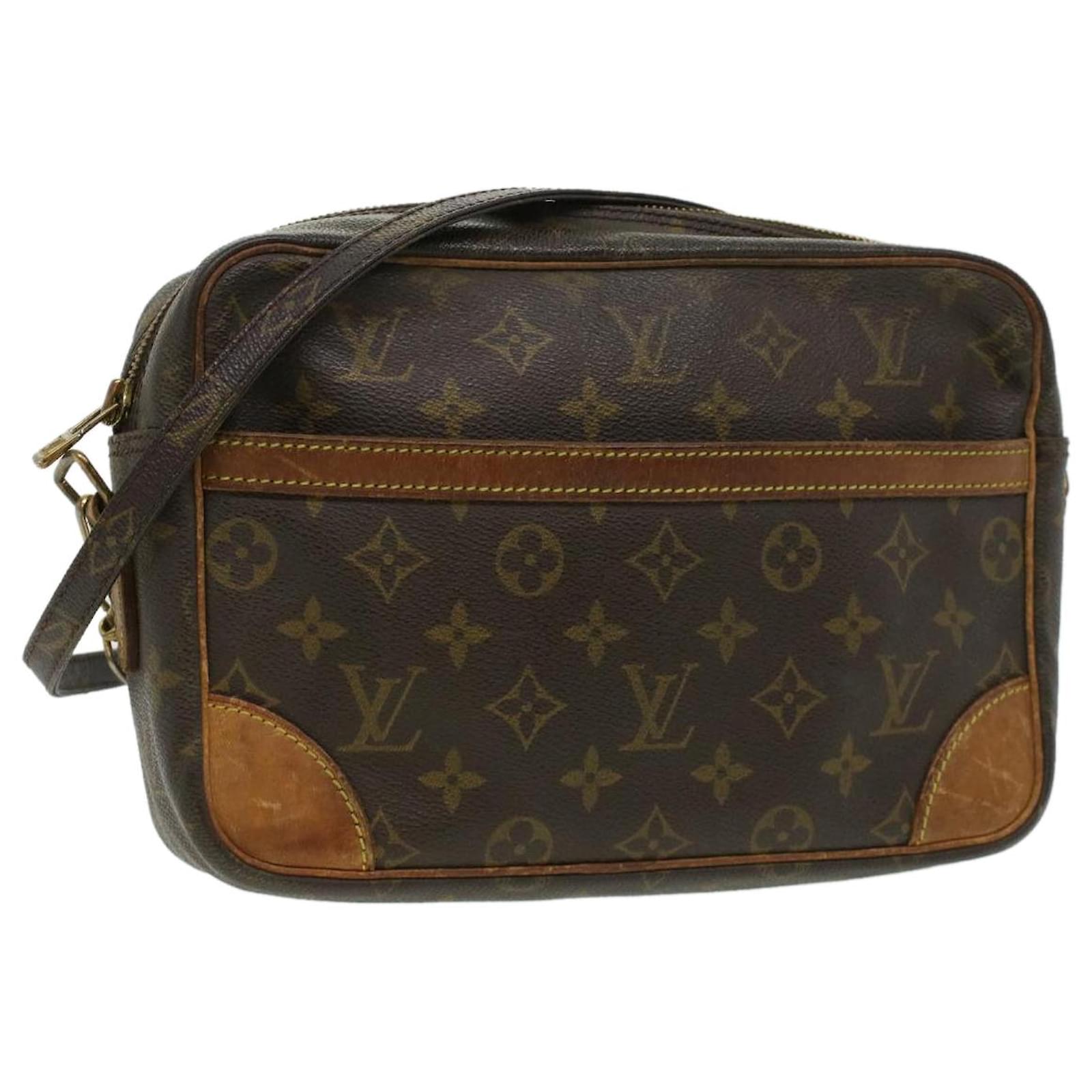 Louis Vuitton '04 Monogram 'Trocadero 27' Shoulder Bag – The