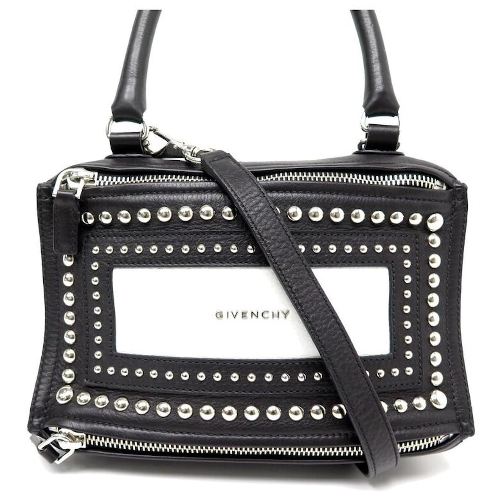 Givenchy Sac Bandouliere CloutÃ© School Bags Sac A Dos CloutÃ