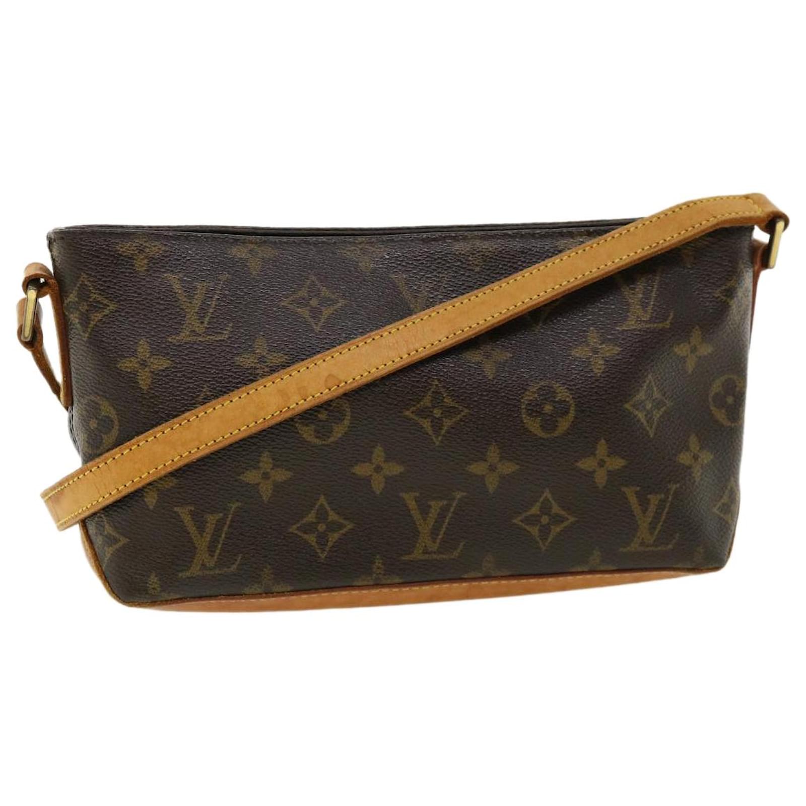 Louis-Vuitton-Monogram-Trotteur-Shoulder-Bag-Crossbody-Bag-M51240