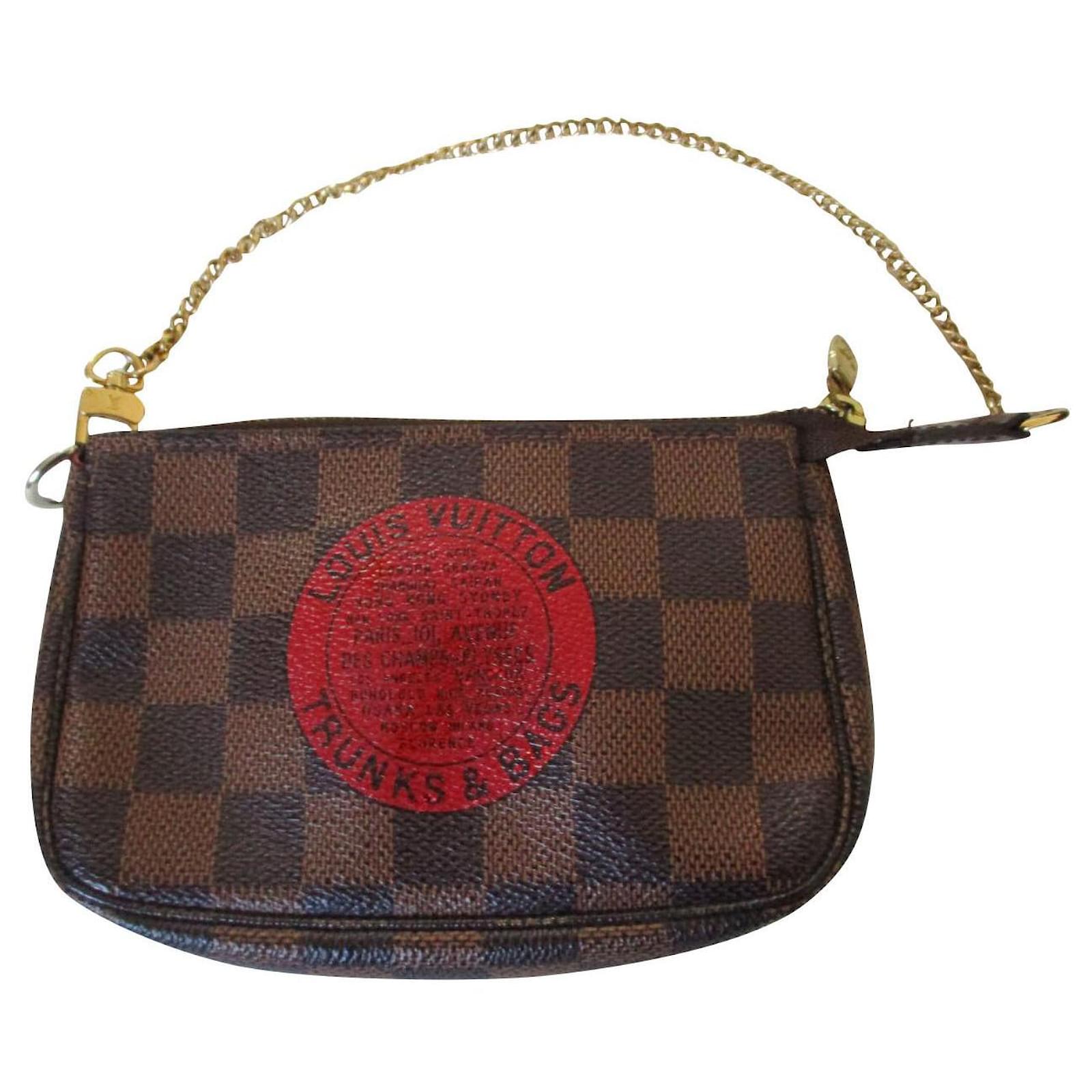 Louis Vuitton Trunks & bags mini pouch. Brown Cloth ref.730256 - Joli Closet