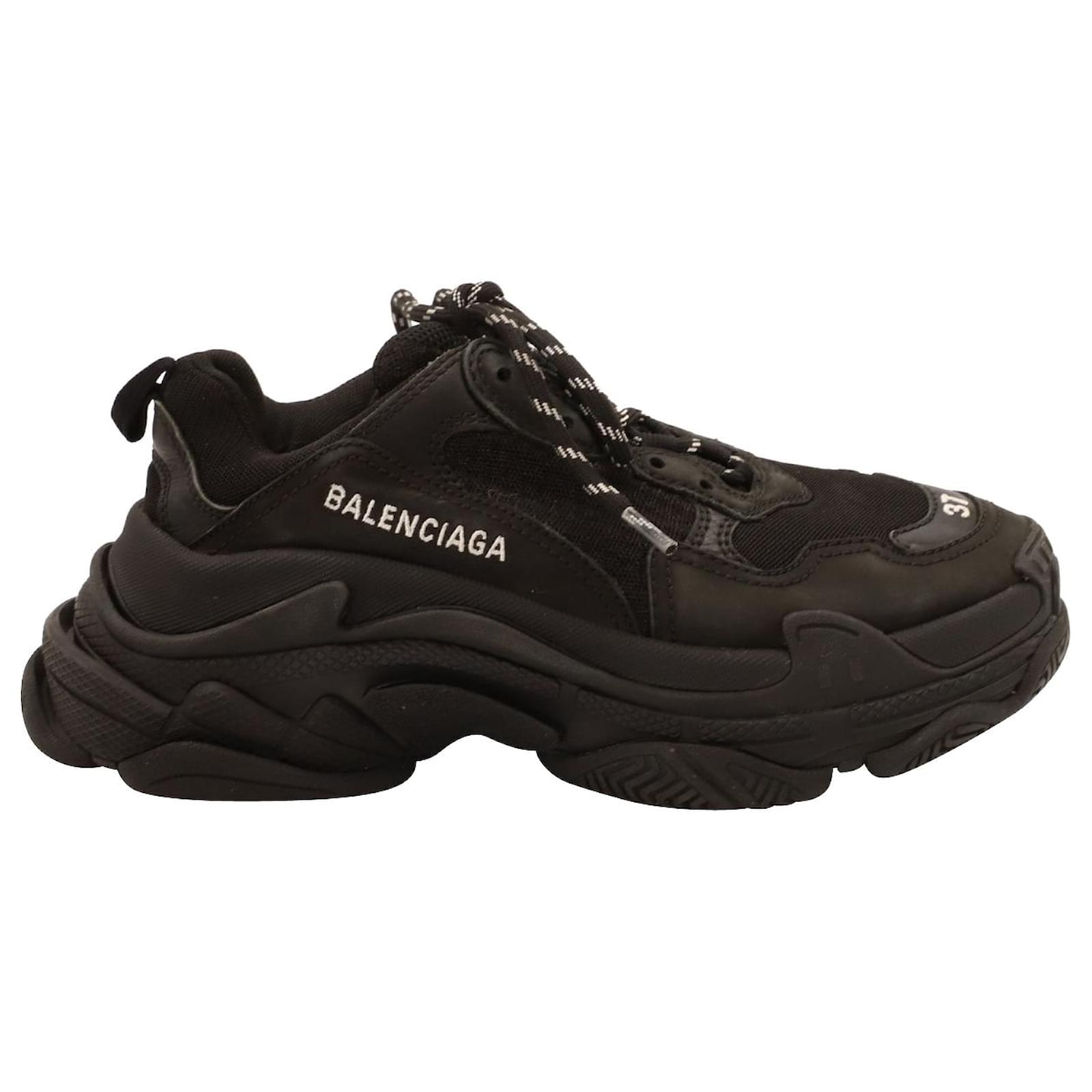 Balenciaga triple hot sale s png