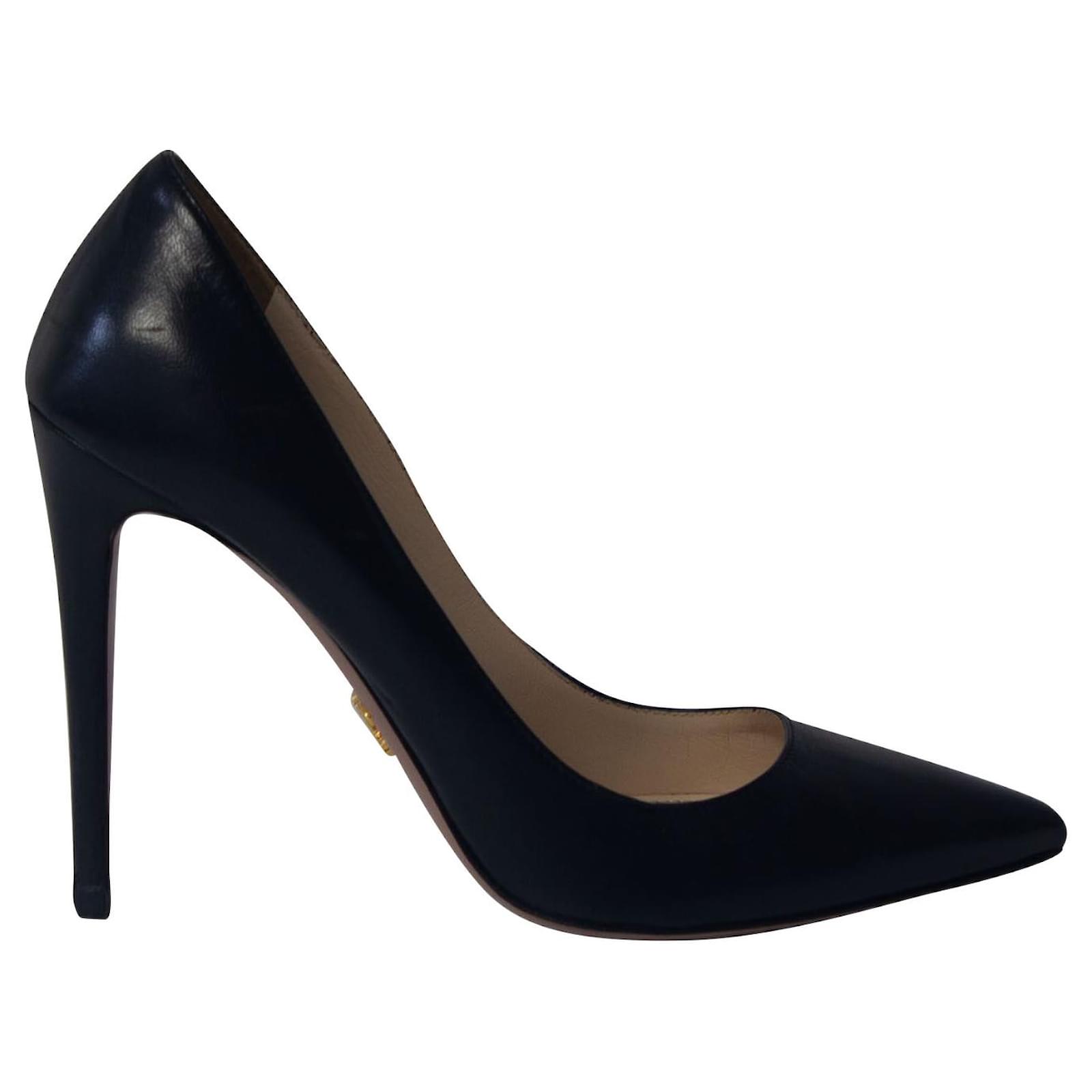 Prada Pointed Toe Pumps in Black Leather