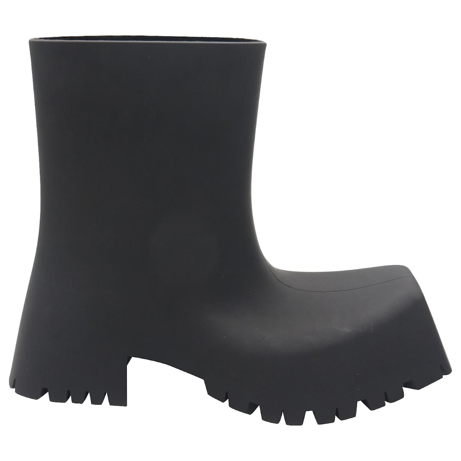 Balenciaga Trooper Rubber Boots in Black Rubber ref.730599 - Joli