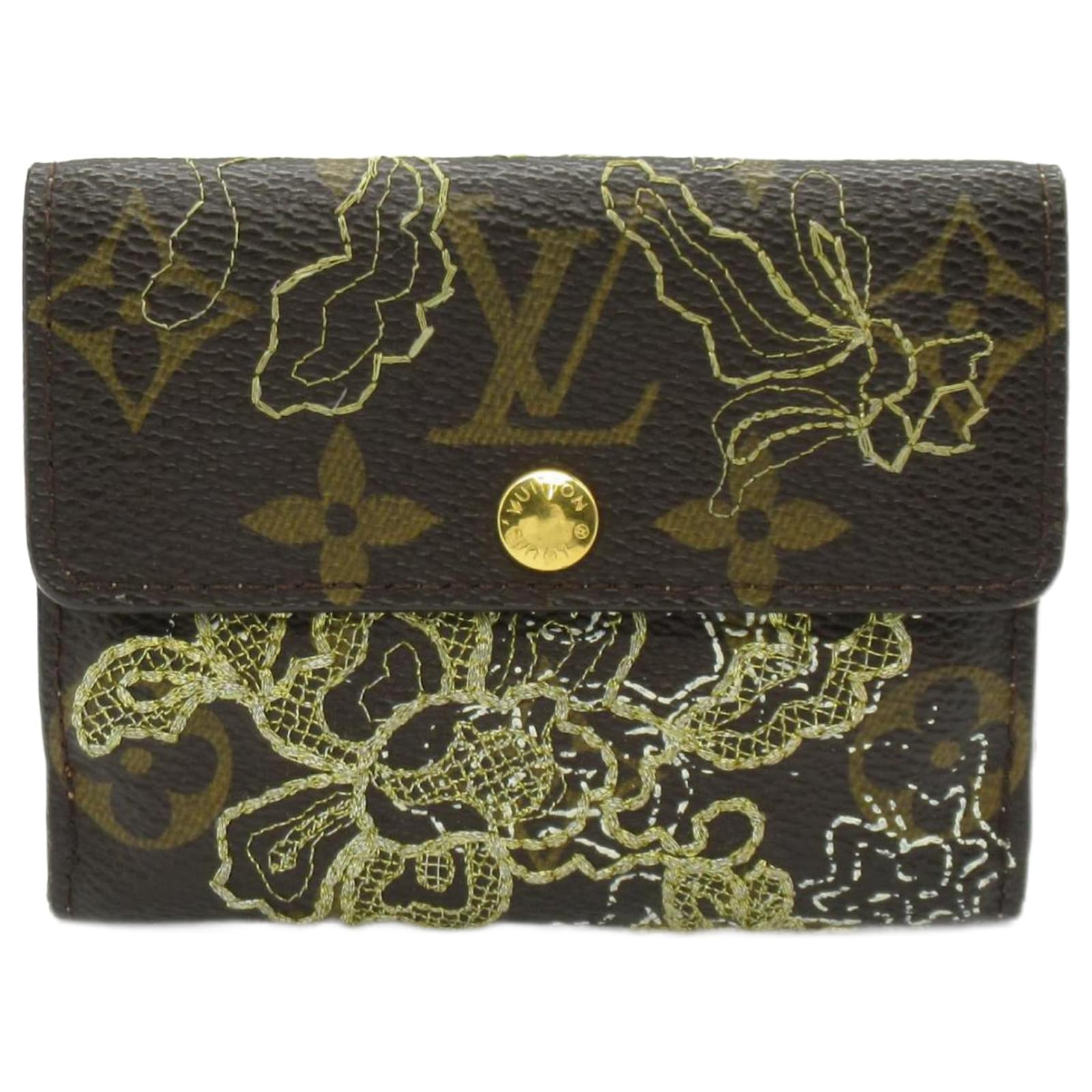 Louis Vuitton Monogram Dentelle Ludlow Coin Case Brown Cloth ref.731189 -  Joli Closet