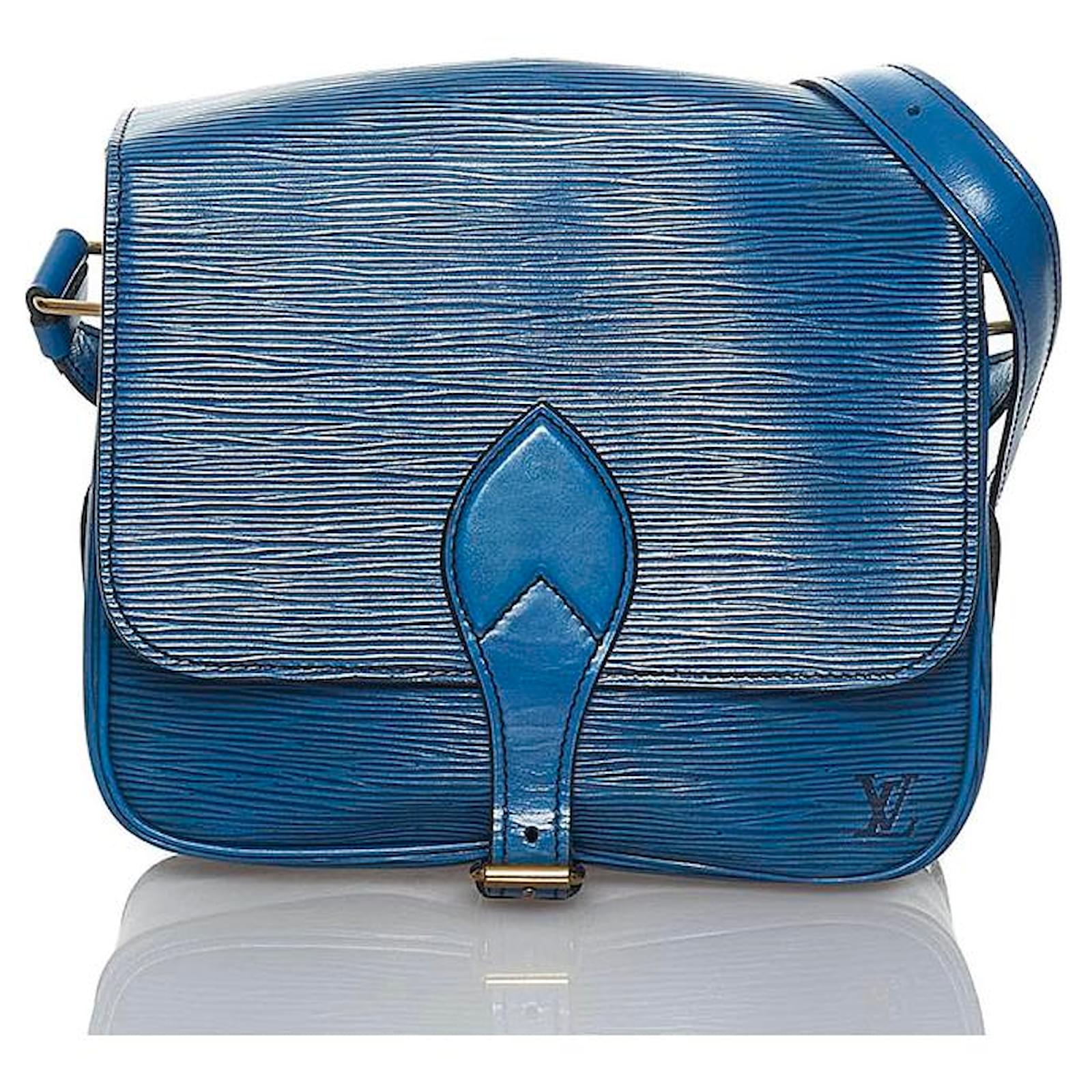 Louis Vuitton Epi Cartouchiere Women's Shoulder Bag Toledo Blue