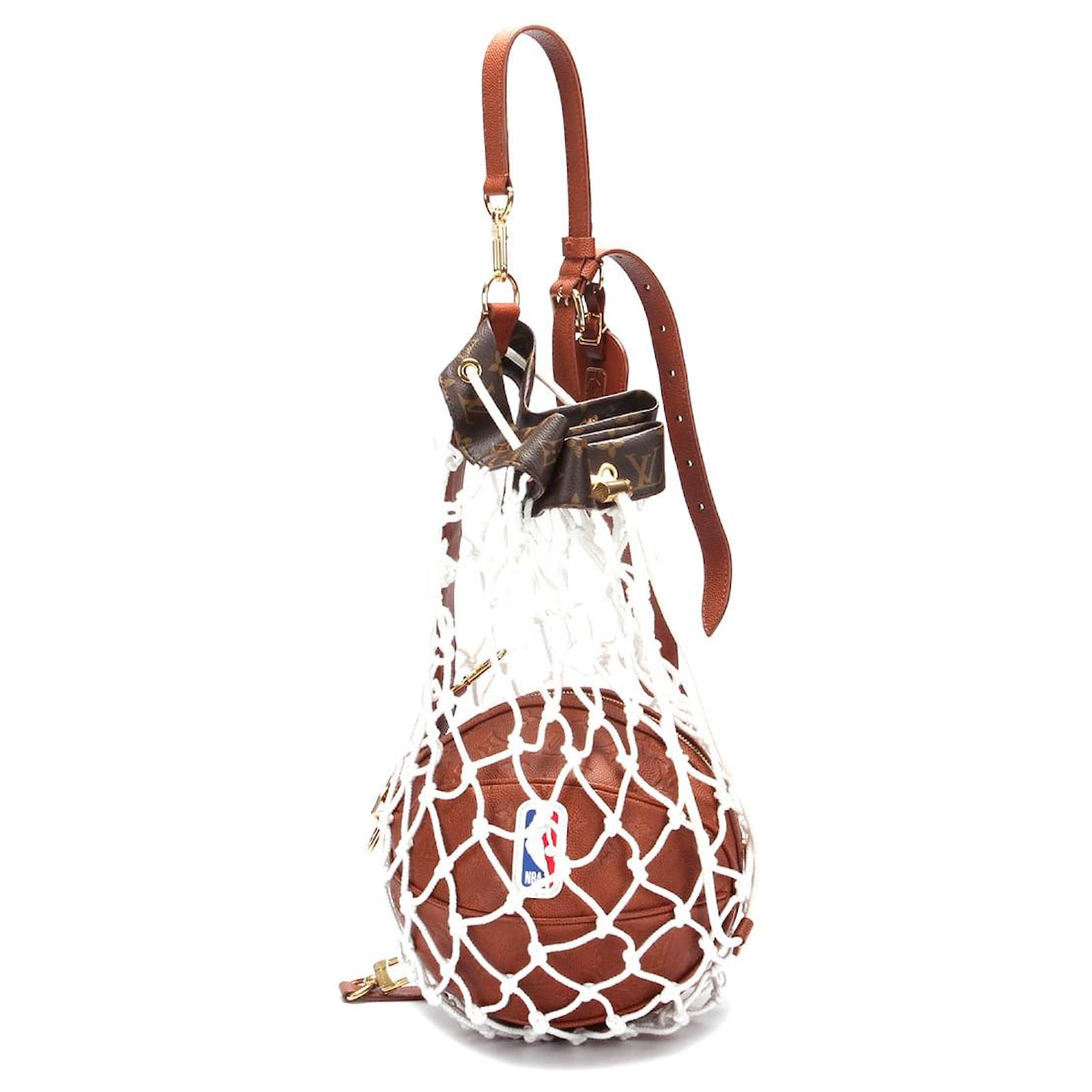 Mochila Louis Vuitton NBA Marrom