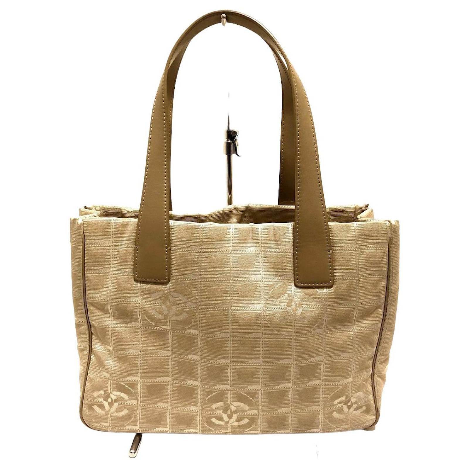 Chanel Travel line Beige Synthetic ref.738360 - Joli Closet