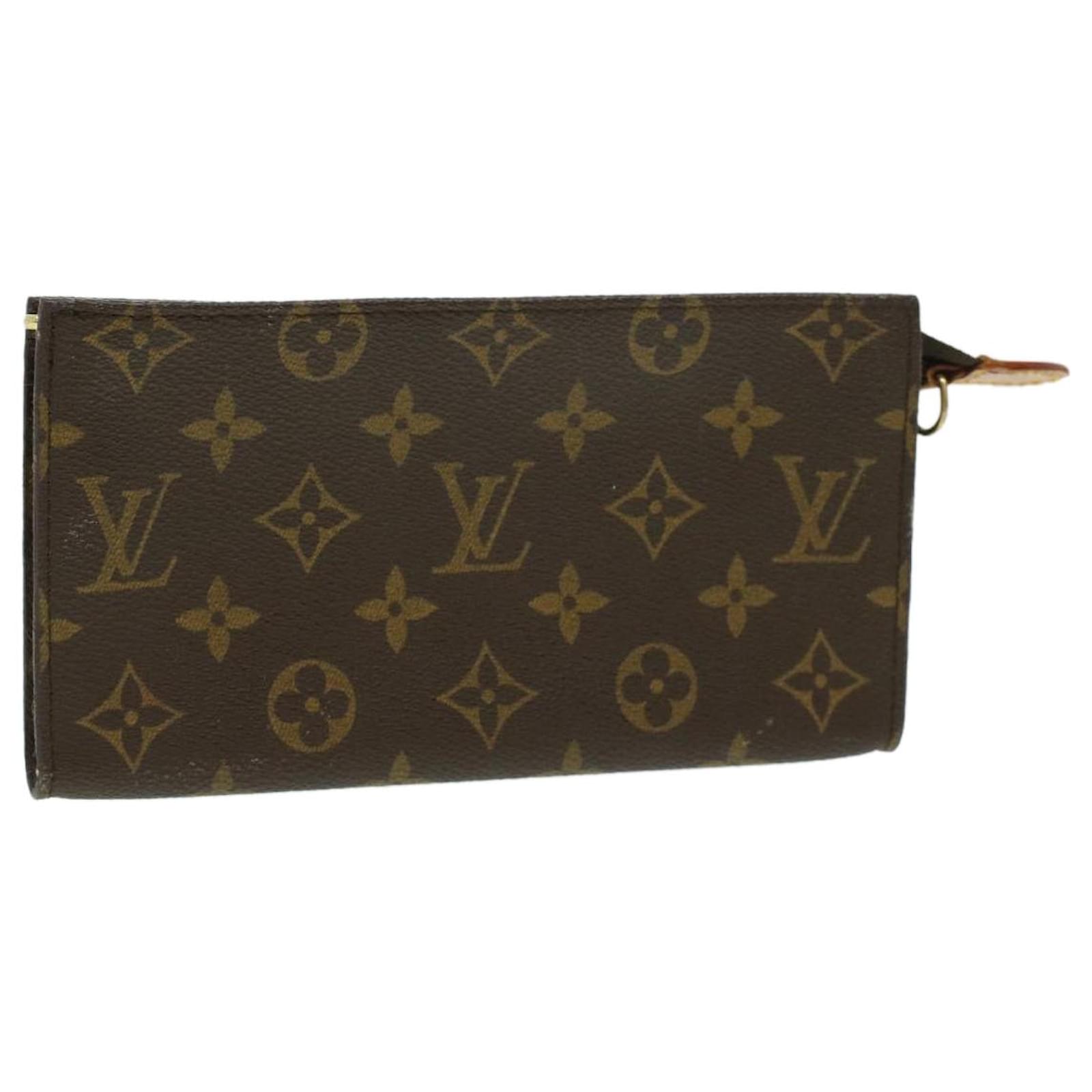 Louis Vuitton M44813 – ACAuthentic