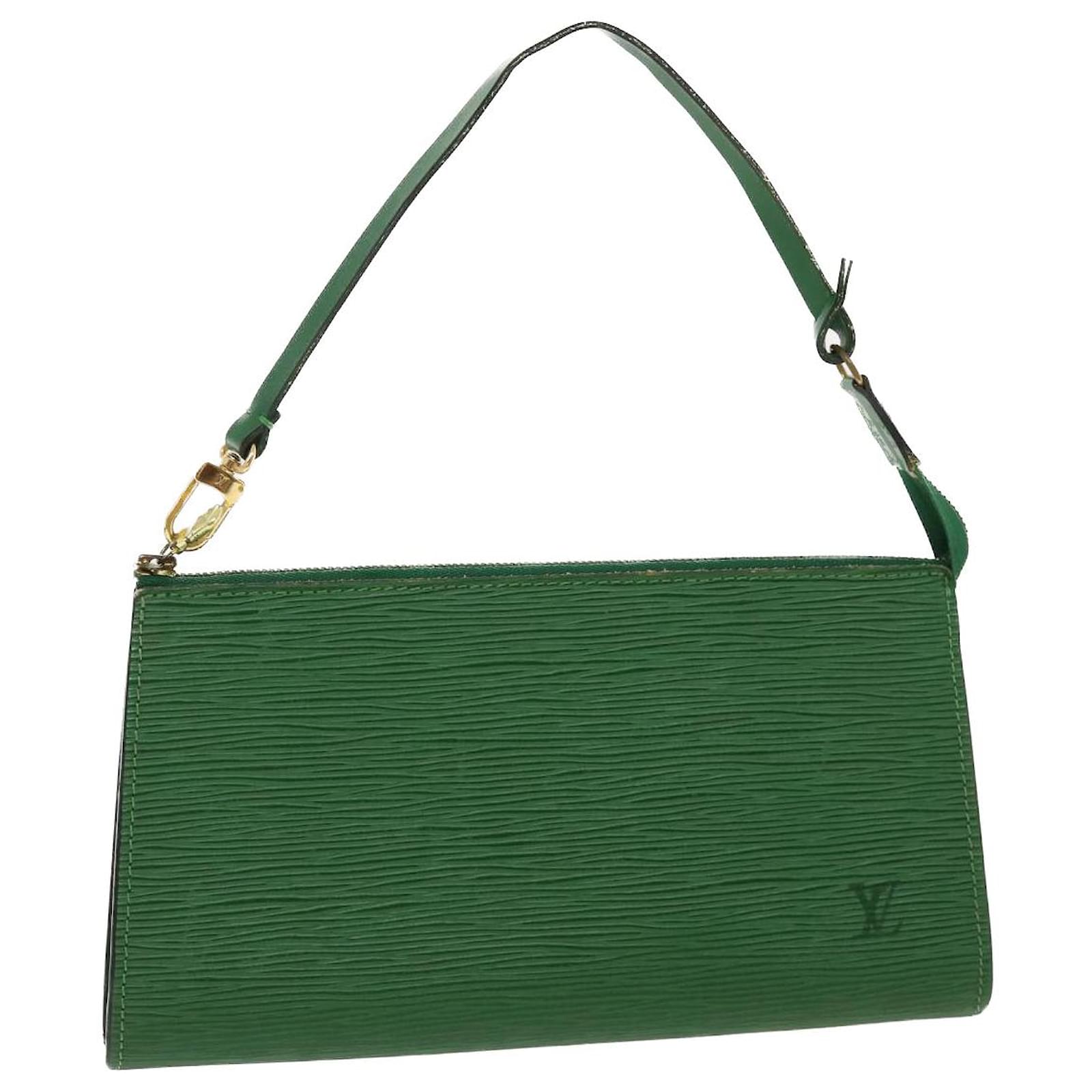 LOUIS VUITTON Epi Pochette Accessoires Pouch Green M52984 LV Auth