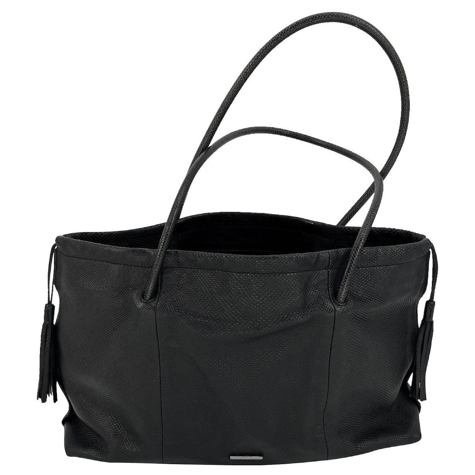 Gucci Handbags Black Leather ref.742363 Joli Closet