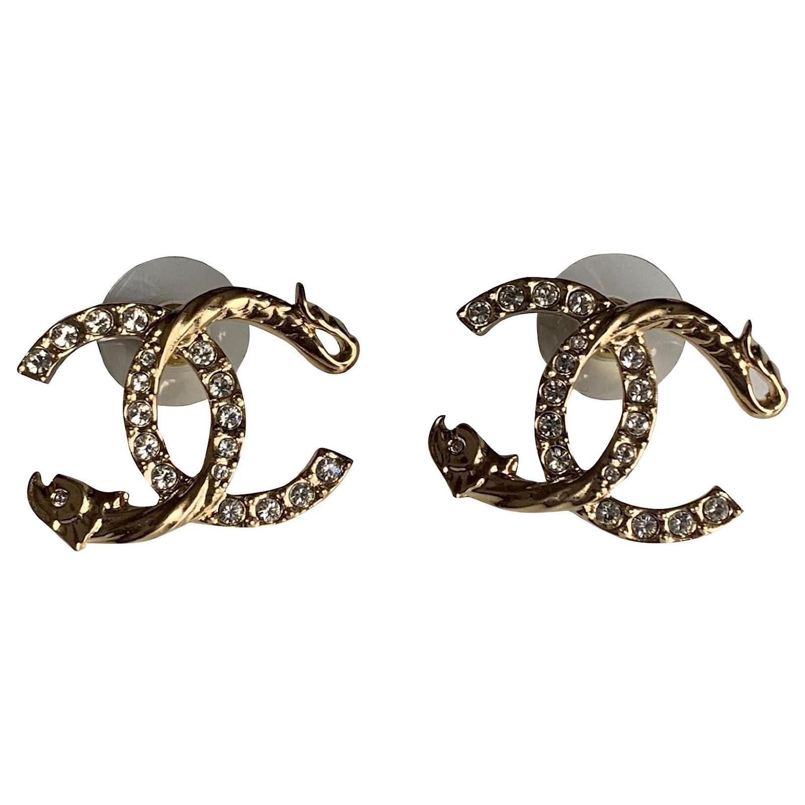 CHANEL CC Stud Earrings in Gilt Metal, Pearl and Rhinestones