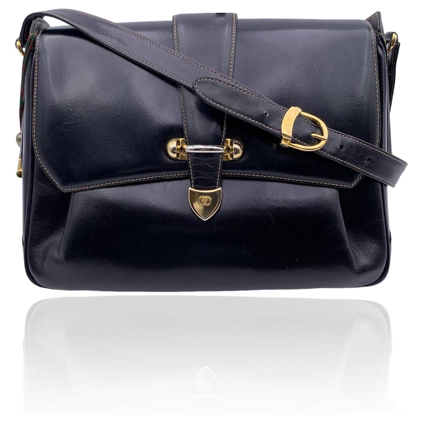 Gucci Vintage Black Leather Flap Shoulder Bag Messenger ref.745338