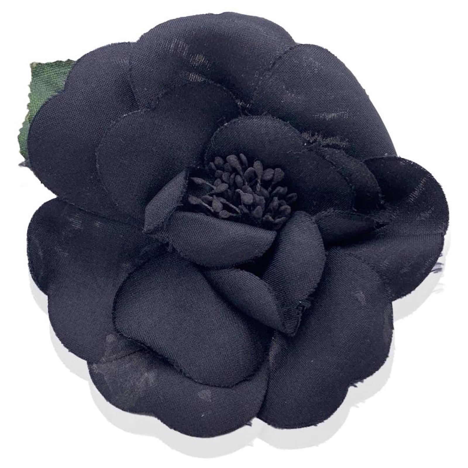 Chanel Vintage Black Silky Brooch Pin Flower Camelia Camellia Cloth  ref.745344 - Joli Closet