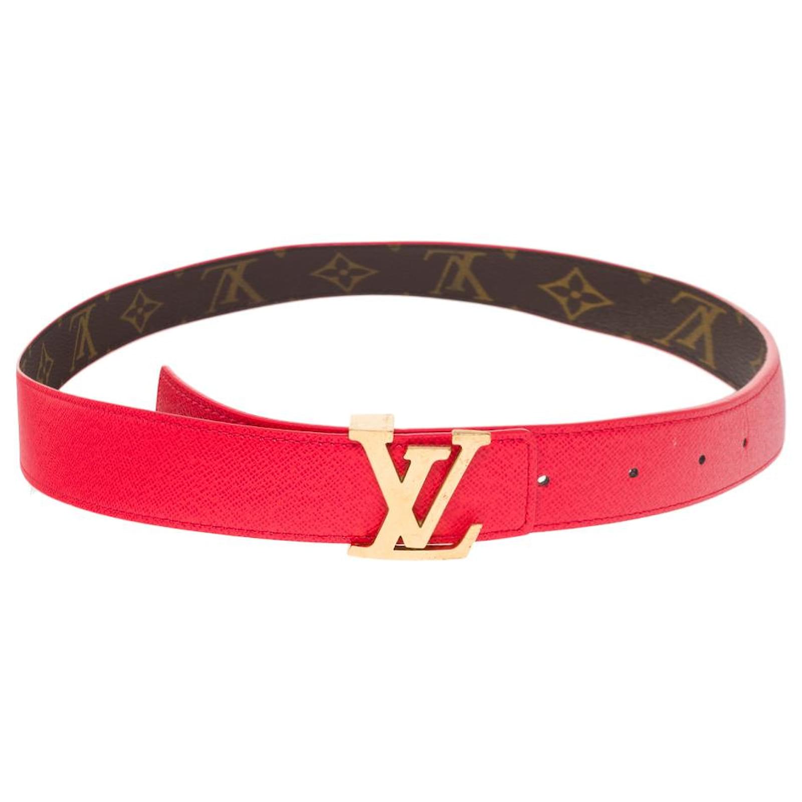 Louis Vuitton Red Leather ref.746024 - Joli Closet