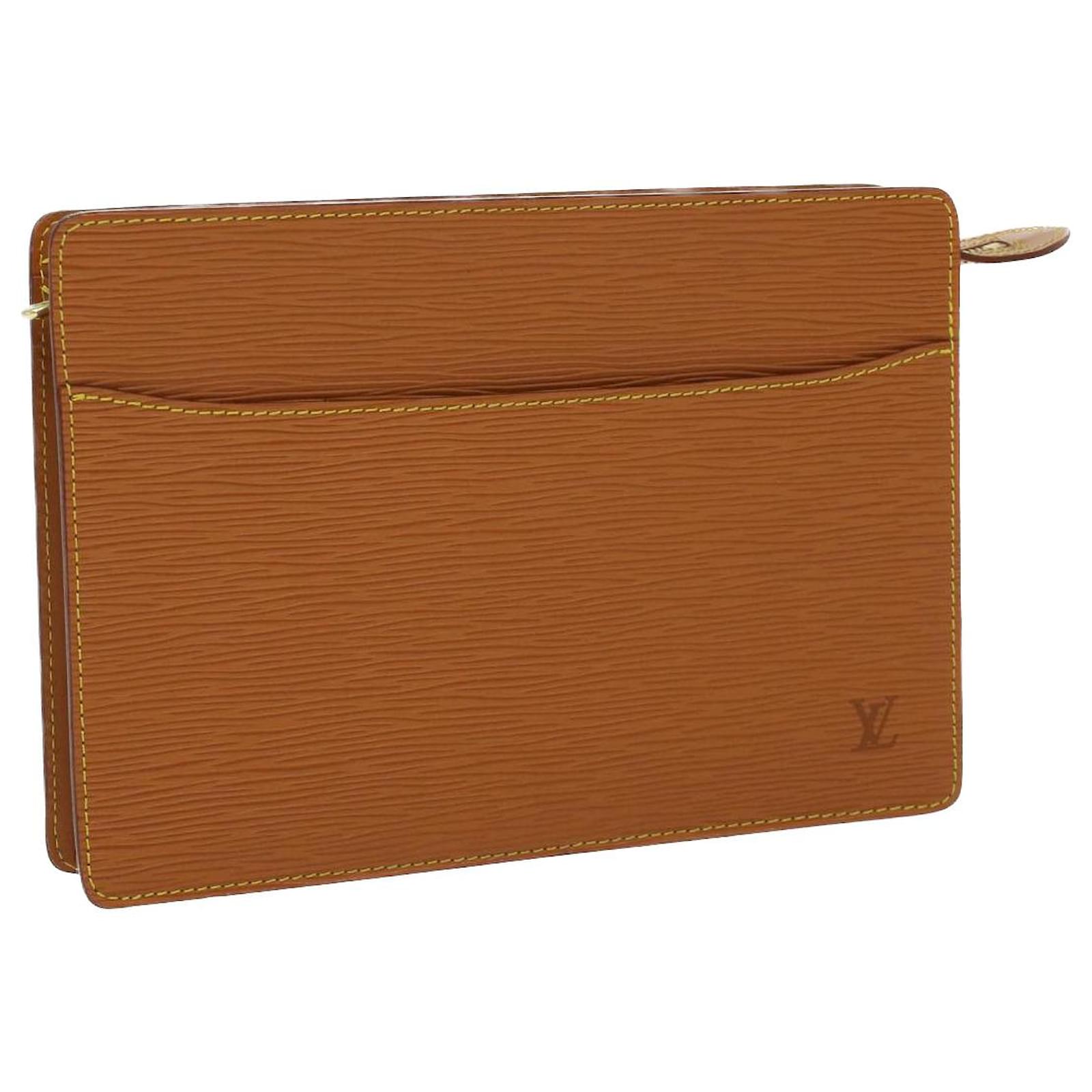 Pochette Homme in 2023  Louis vuitton pouch, Louis vuitton pochette,  Wallets for women