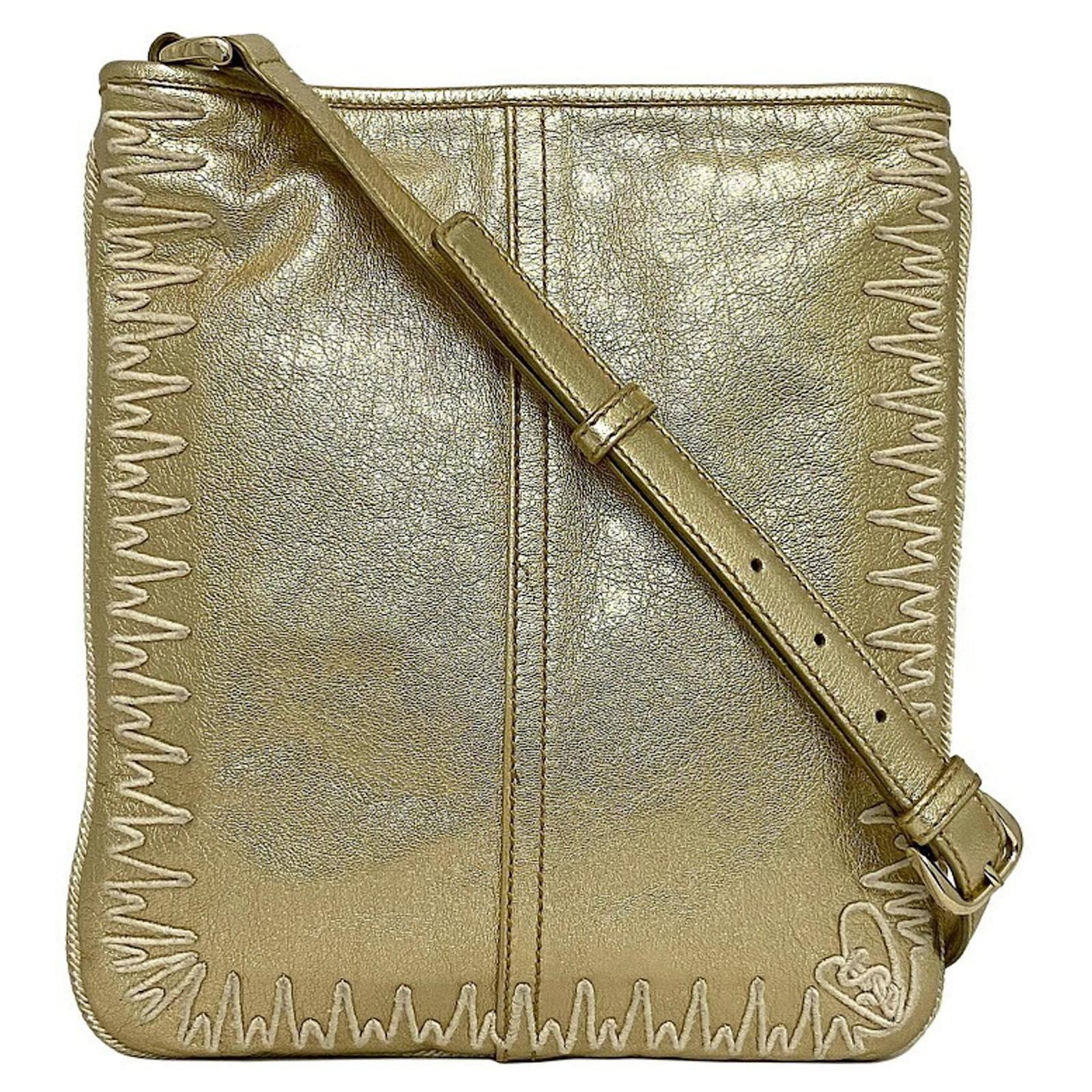 SAINT LAURENT Golden Leather ref.748602 Joli Closet