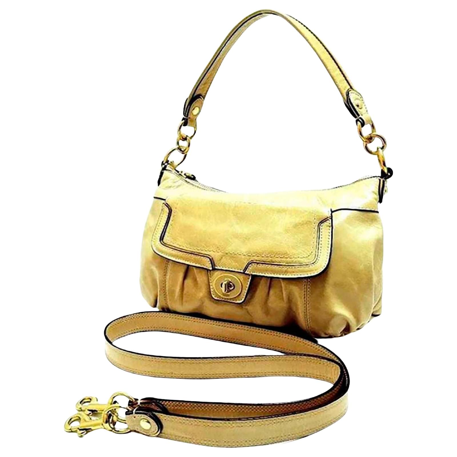 Coach Poppy handbag, Women's Fashion, Bags & Wallets, Purses & Pouches on  Carousell