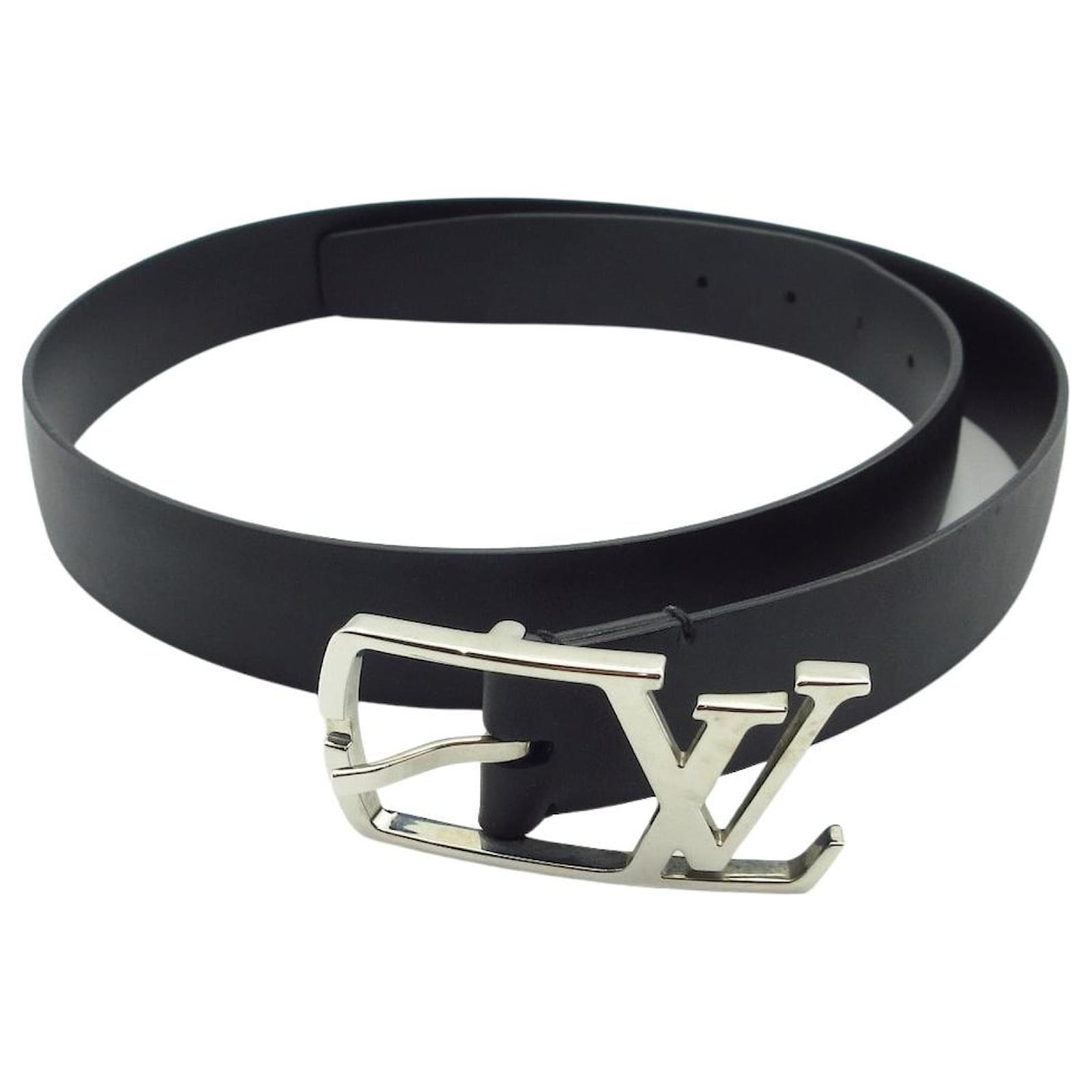 Louis Vuitton Black Leather ref.750173 Joli Closet