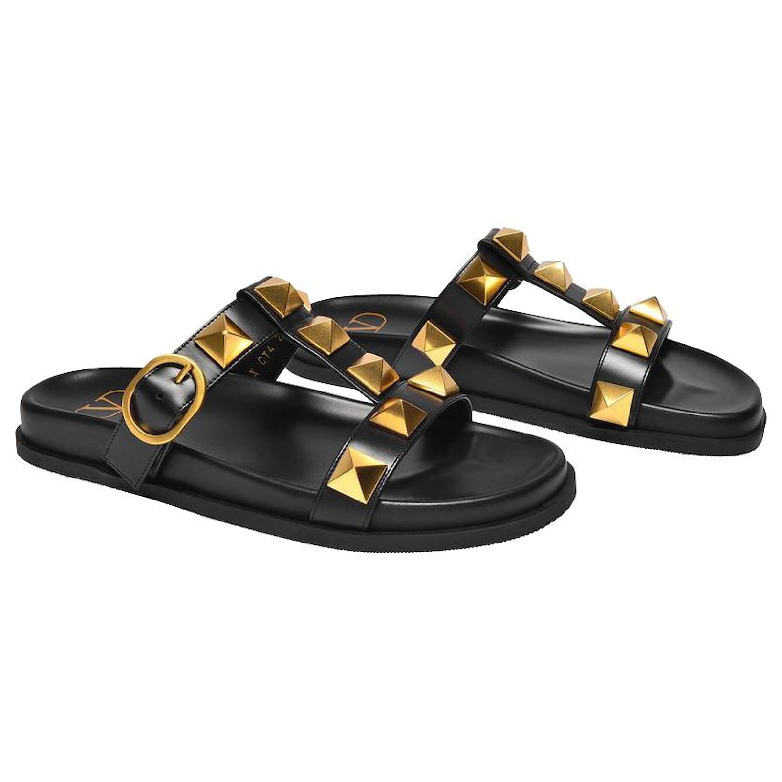 サンダル・ミュール Valentino Garavani Black Leather Sandals Valentino Garavani Slides in Black Leather ref.754063 - Joli