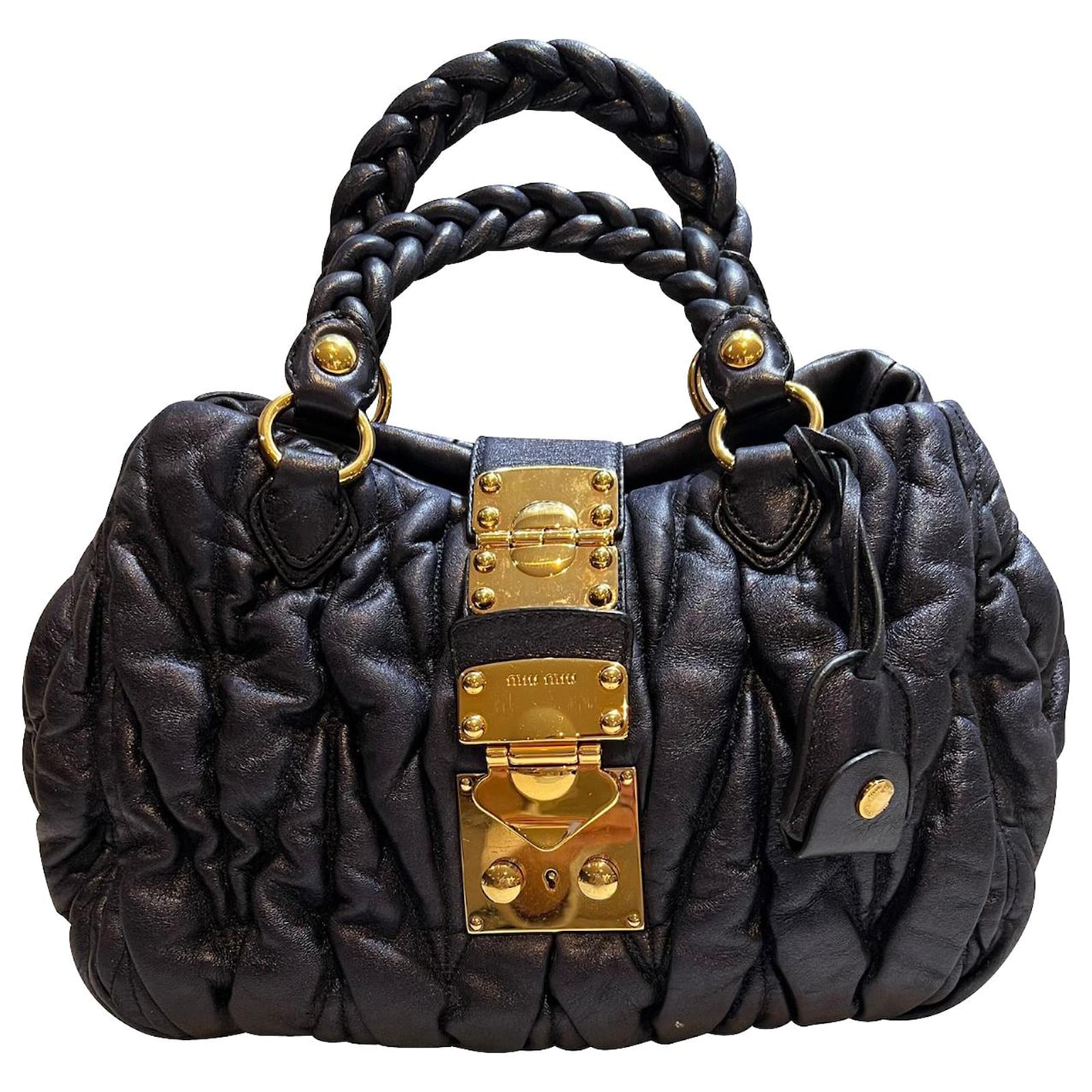 Miu Miu Matelasse Shoulder Bag in Black Leather ref.754110 - Joli