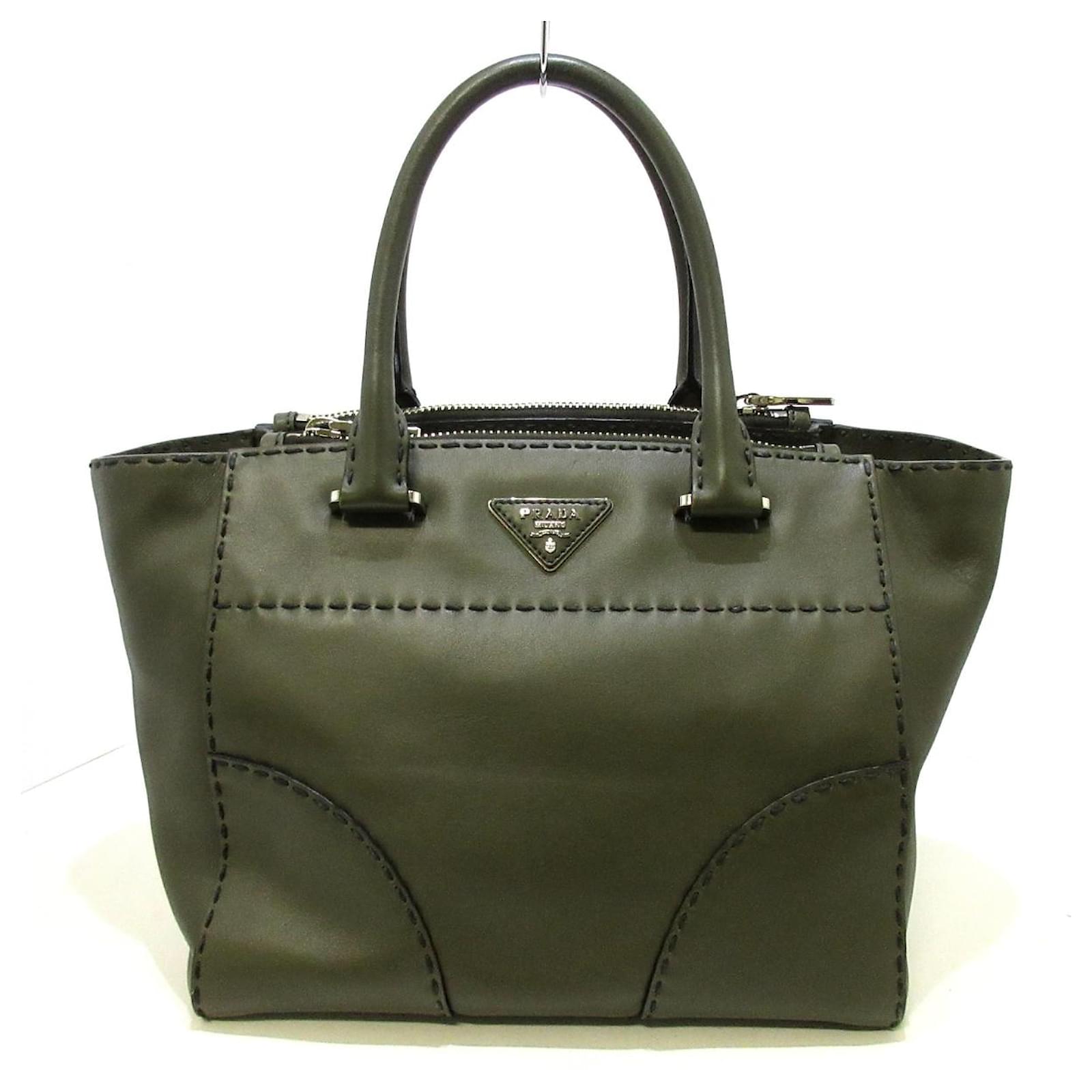 Prada Khaki Leather ref.756481 Joli Closet