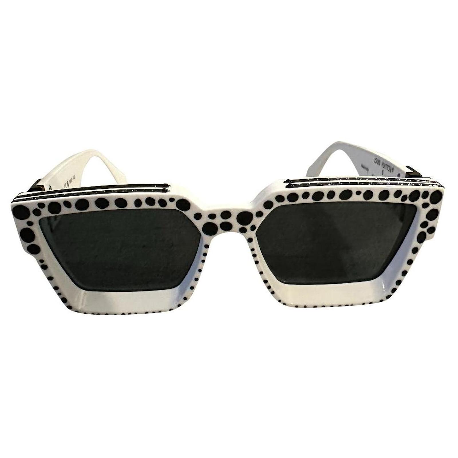 Louis Vuitton 1.1 Millionaires Square Sunglasses, White, One Size