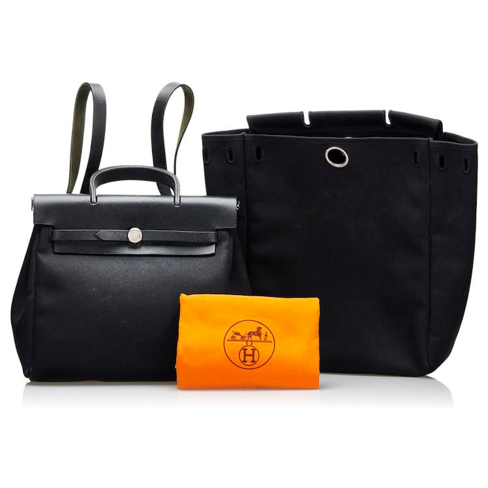 Herm?�s Toile Herbag Sac ?� dos PM Noir ref.759439 - Joli Closet